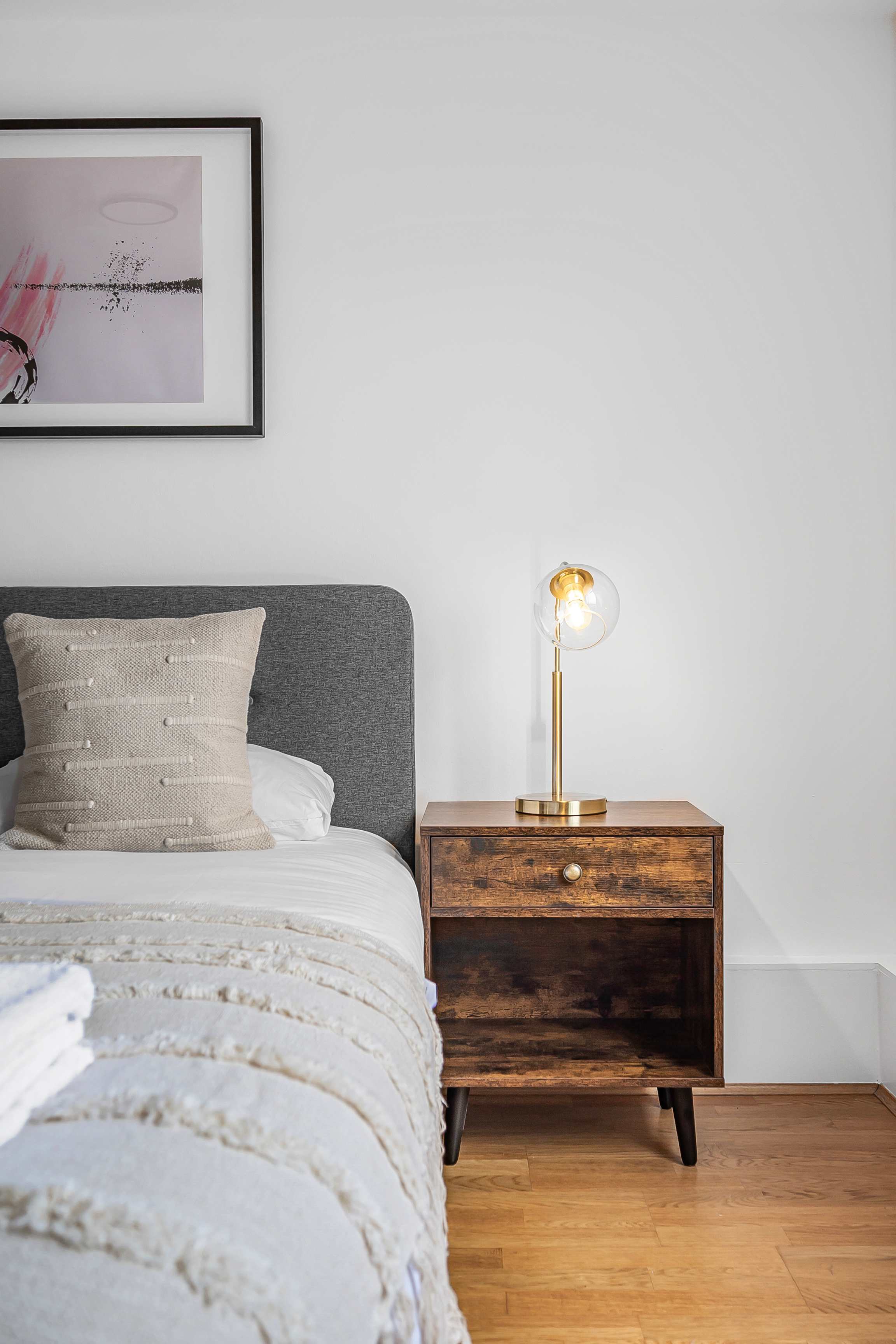 Central 2-Bed Flat | Terrace + AC | Sleeps 6 in Berners Street, 6 W1T - Property image 11 - VivreStays