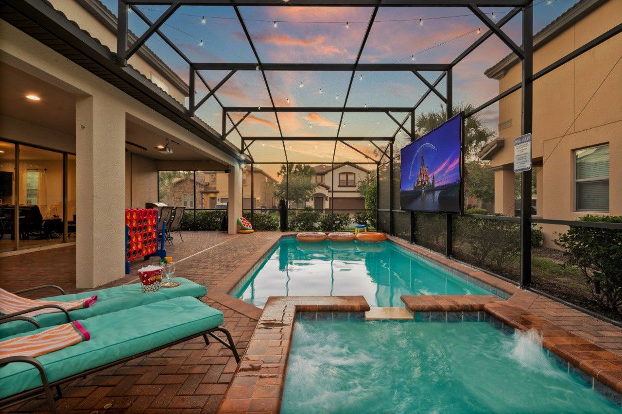 8BR Near Disney + Private Pool + EV Charger + Free Waterpark