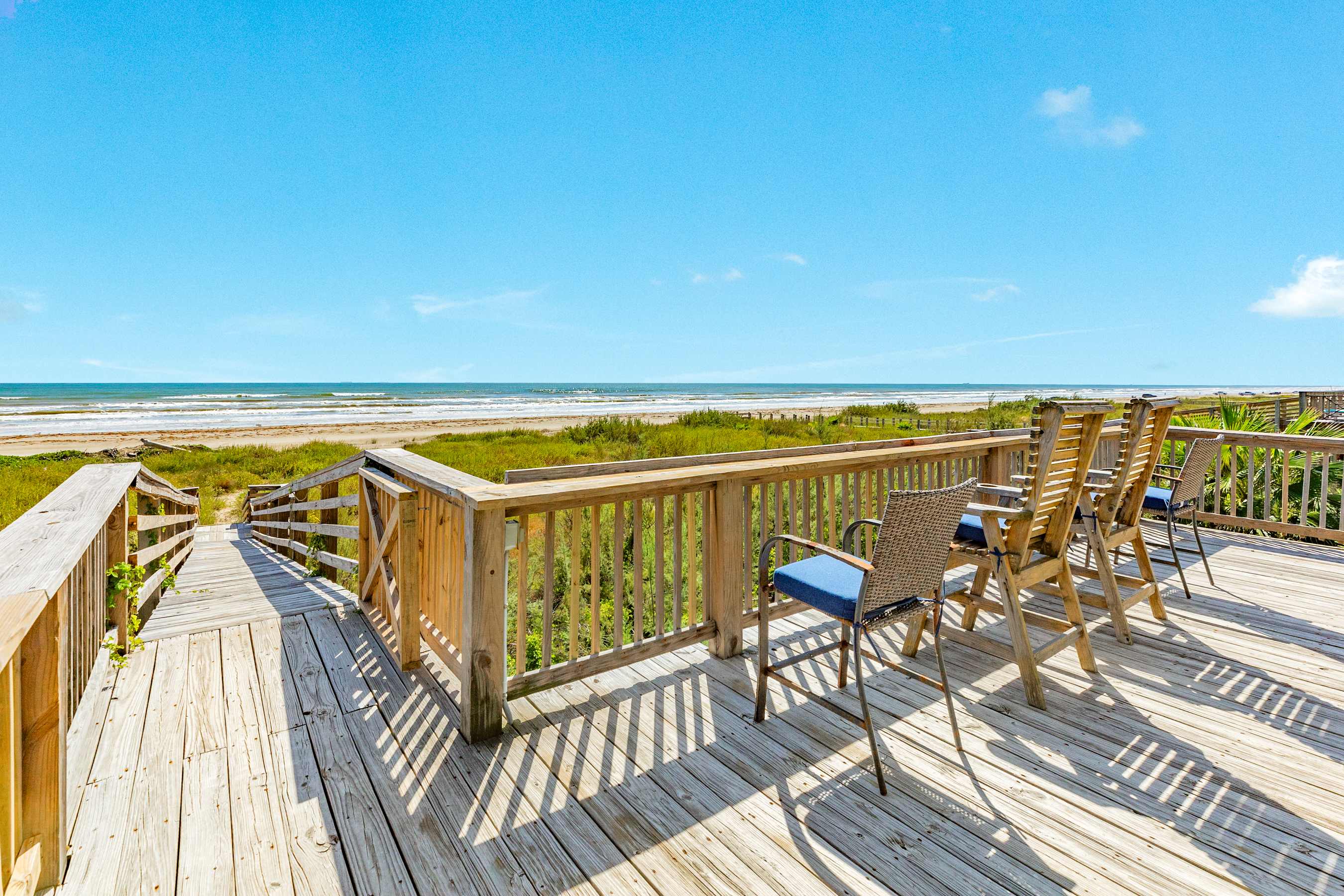 Blue Waves Beachside Calm Gulf Views for Miles 3