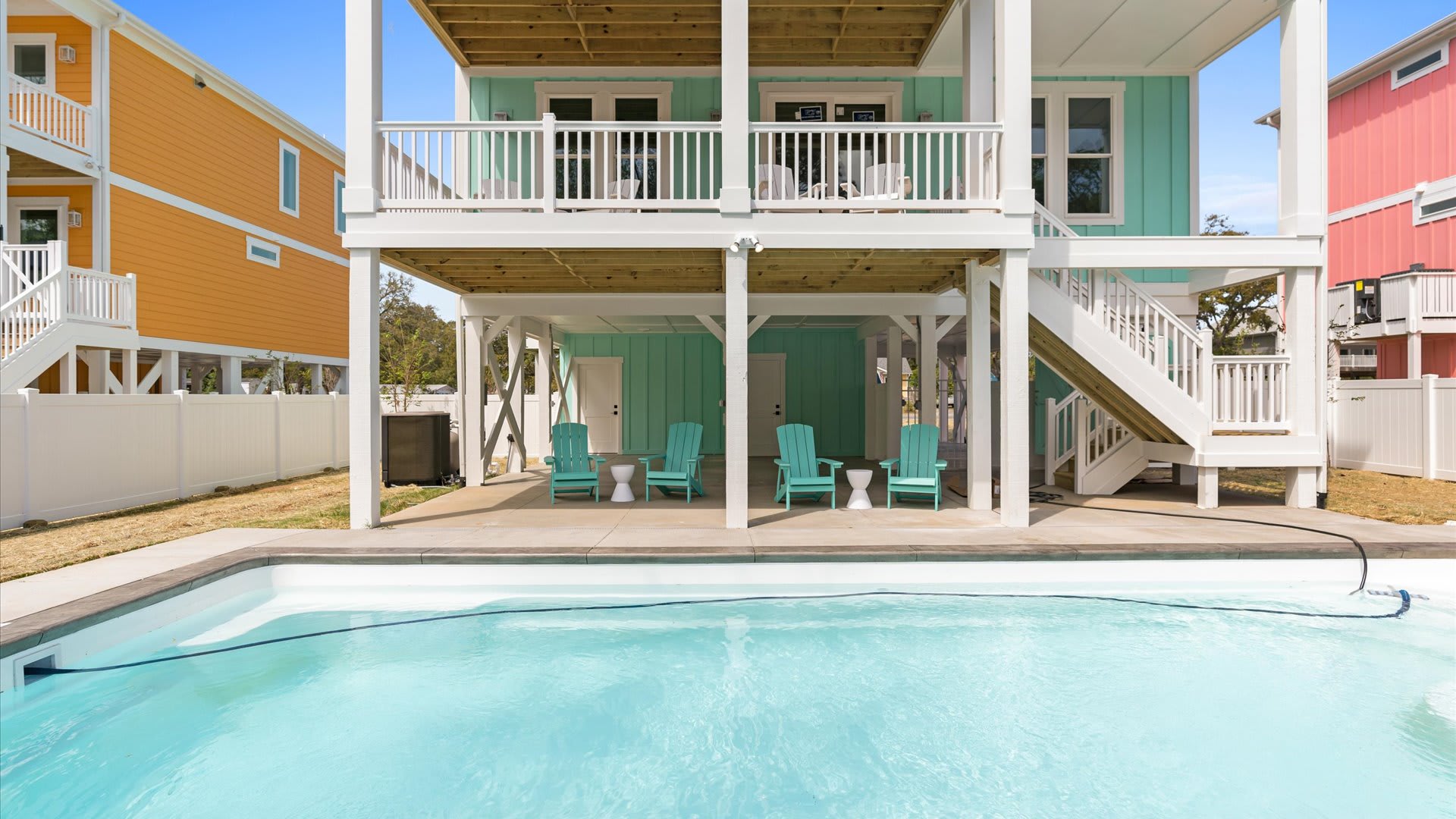 Private Pool and Easy Beach Access 5