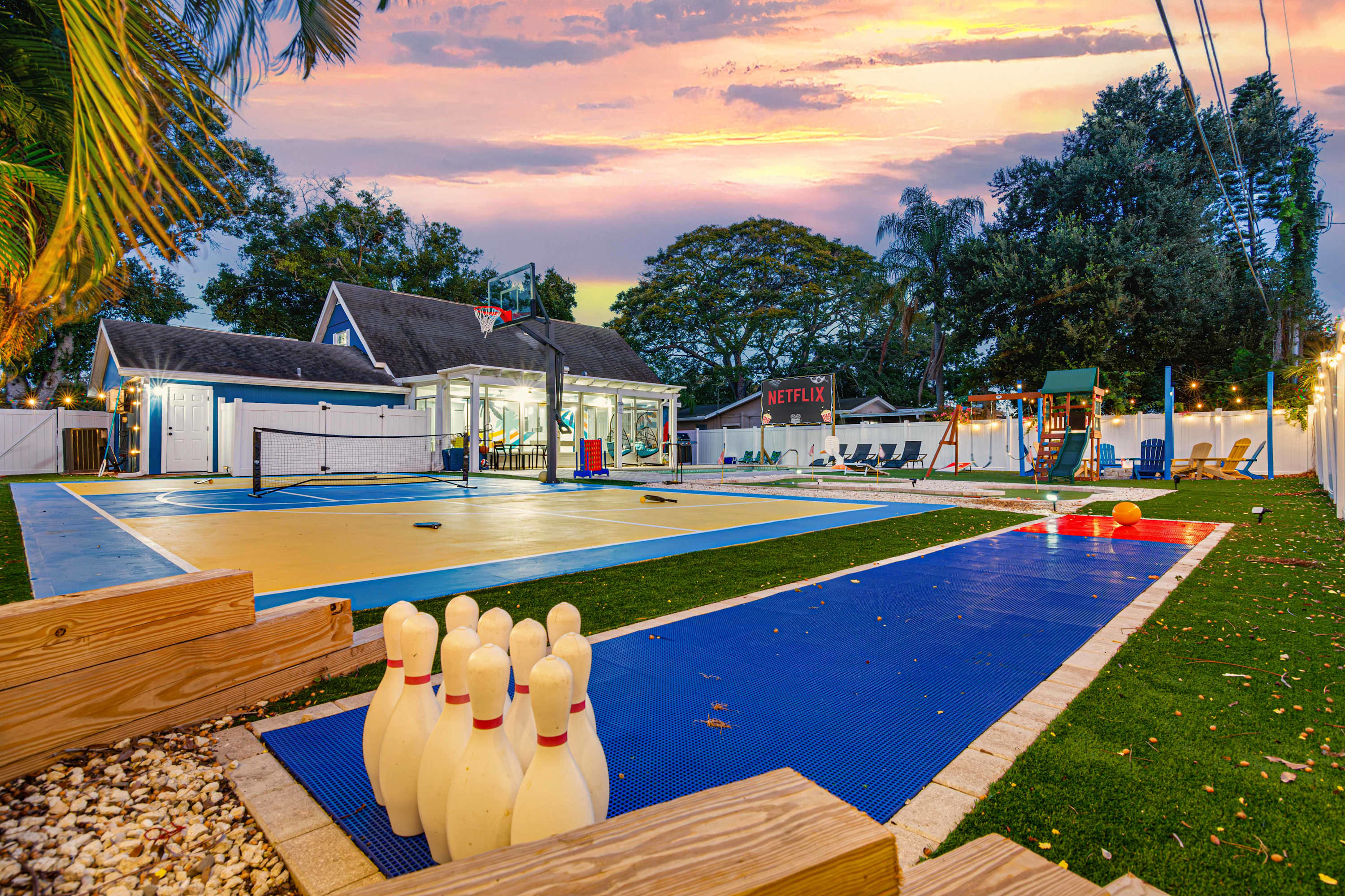 Tropical boho retreat w/private salt pool & games