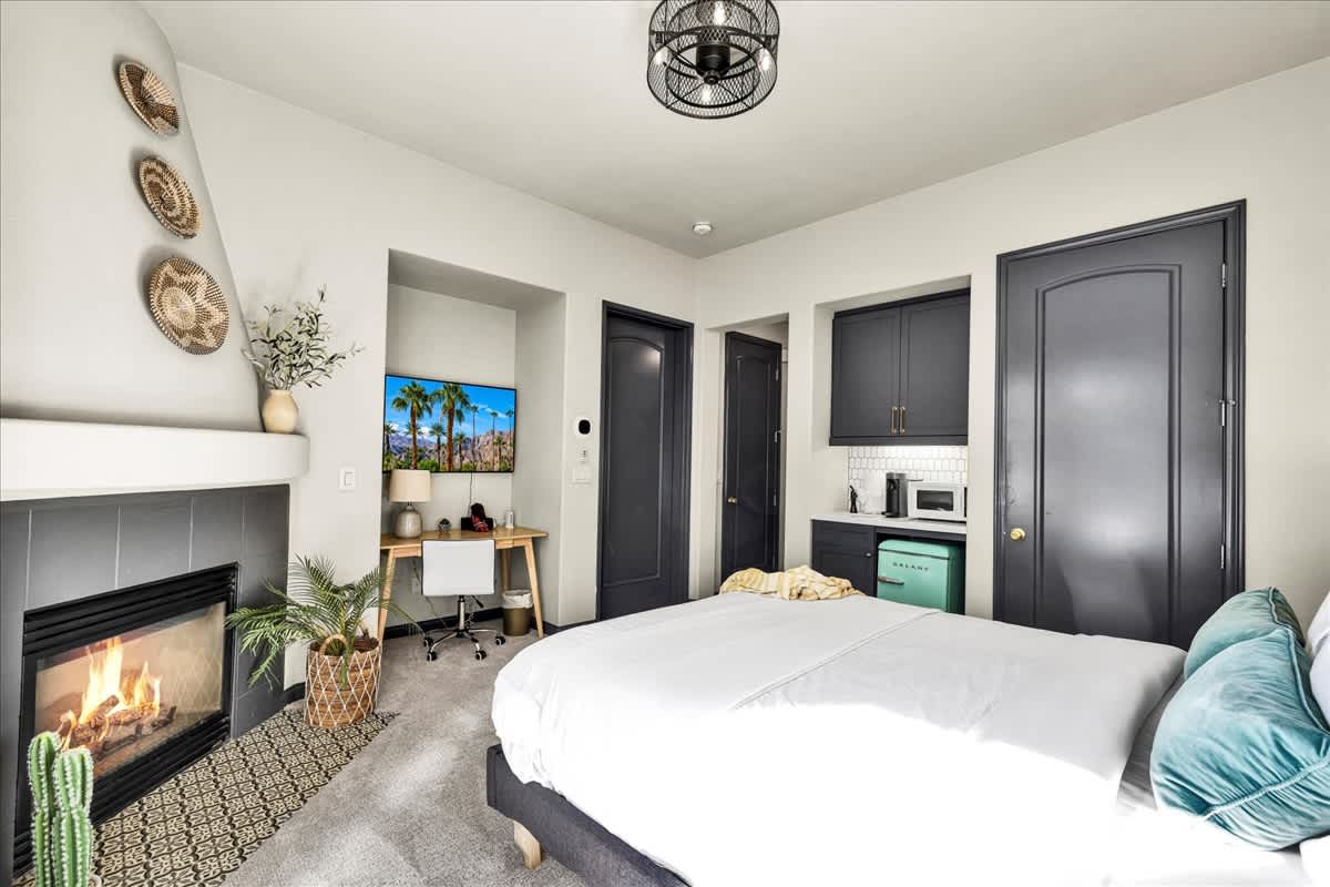 Tranquil Upstairs Legacy Villas Studio #C - Photo 5