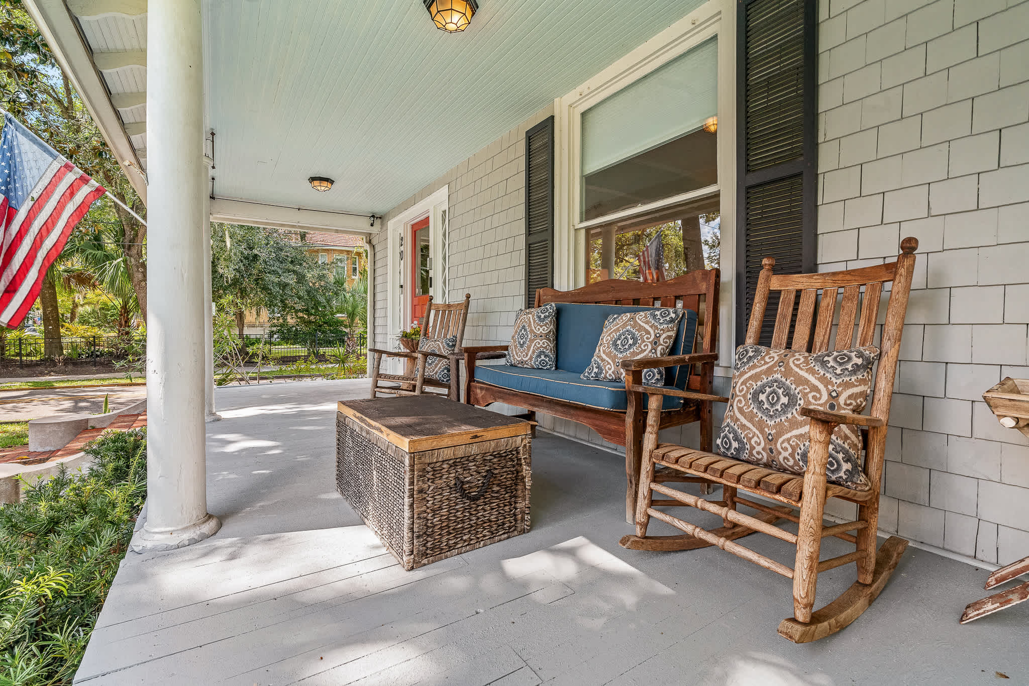 Historic Comfort | Walk to DNTN | Fire Pit — photo 12