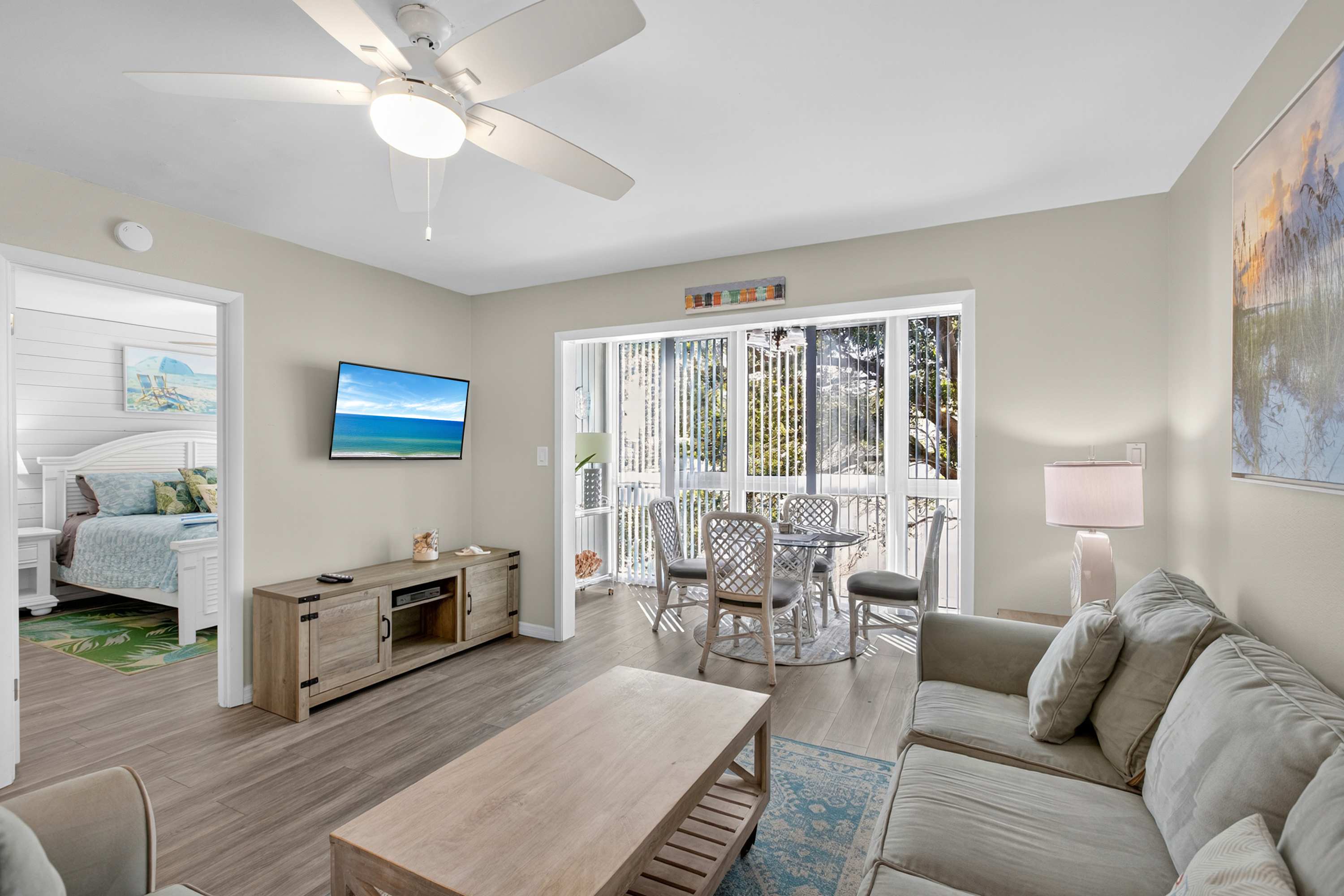 Siesta Key 2-Bedroom Condo with Pool