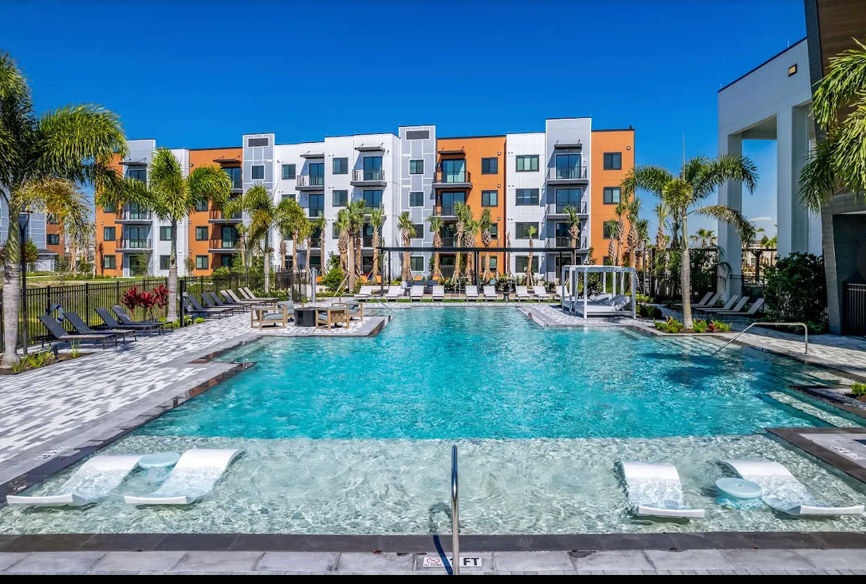 Brand New Luxury 1st Floor 2 BR Lakewood Ranch