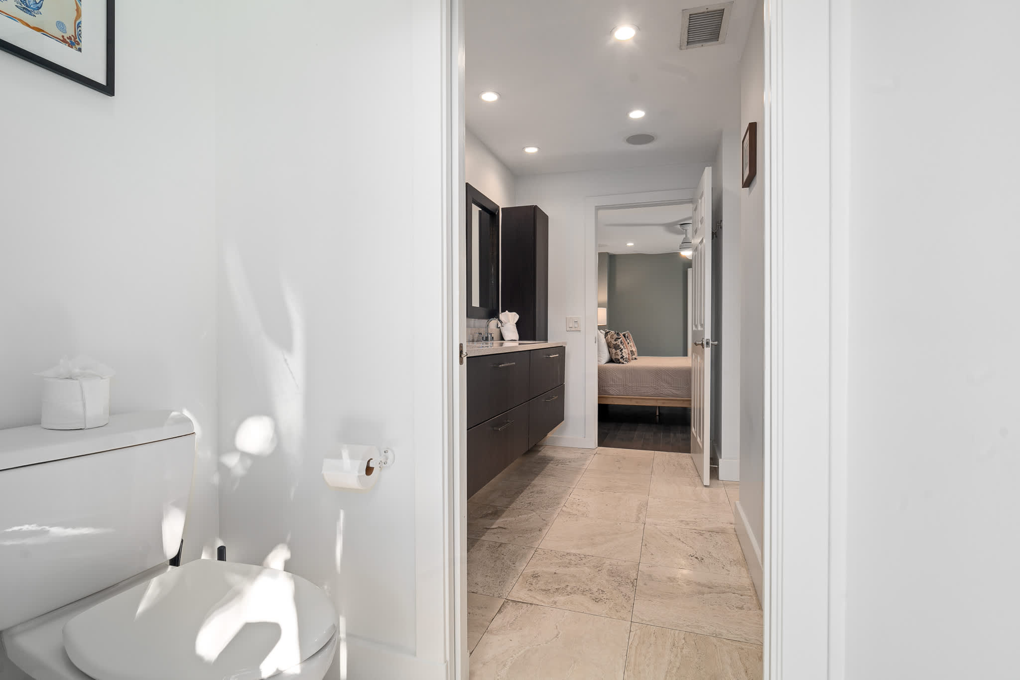 Boho Suite | Hot Tub | Walk to the Amp | Dogs OK — photo 15