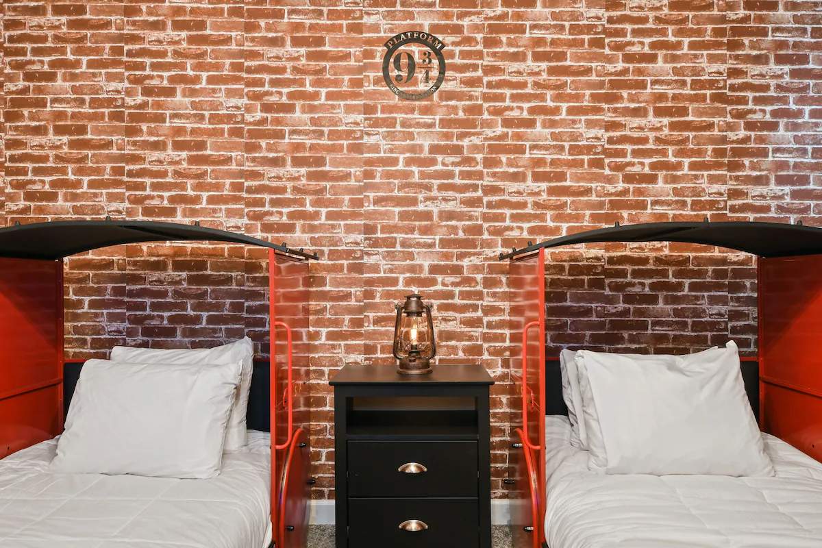 9 MI to Disney w Pool, Cinema & FREE Waterpark