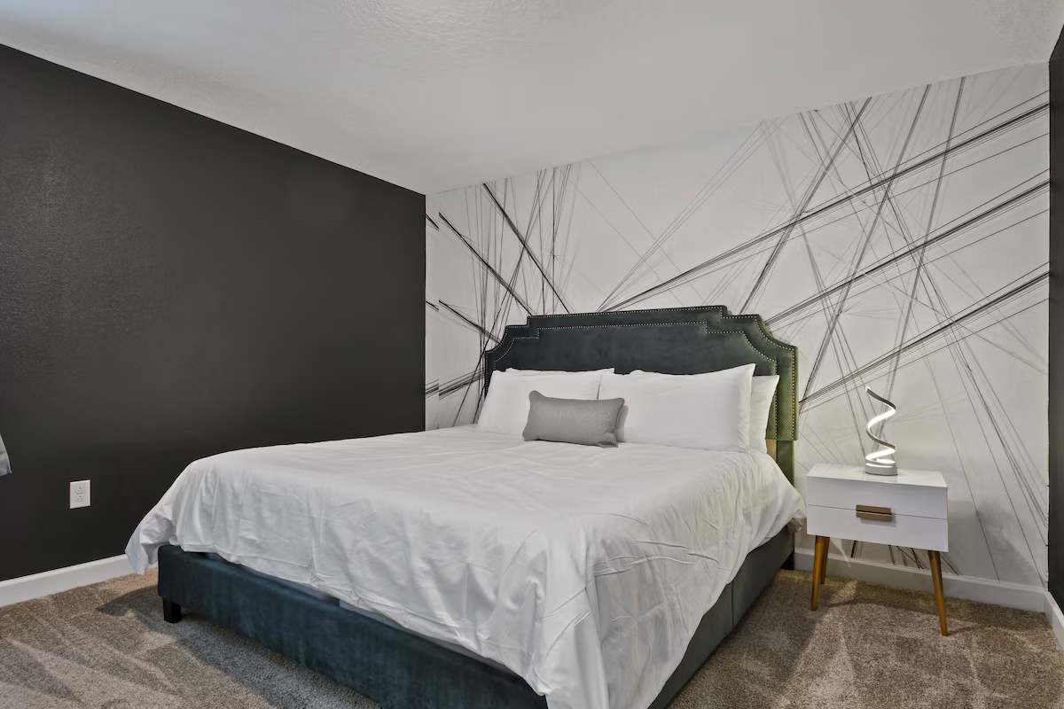 9 MI to Disney w Pool, Cinema & FREE Waterpark