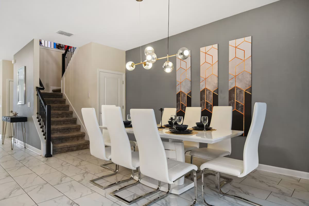 9 MI to Disney w Pool, Cinema & FREE Waterpark