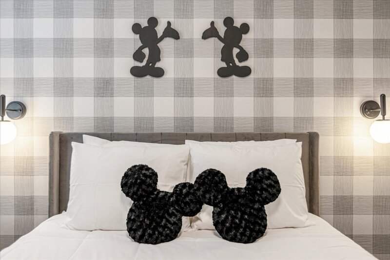 Lazy River, Game room & Heated pool 10Mi to Disney