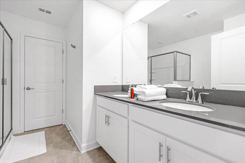 Lazy River, Game room & Heated pool 10Mi to Disney