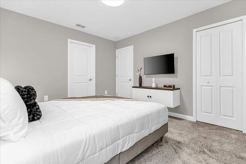 Lazy River, Game room & Heated pool 10Mi to Disney