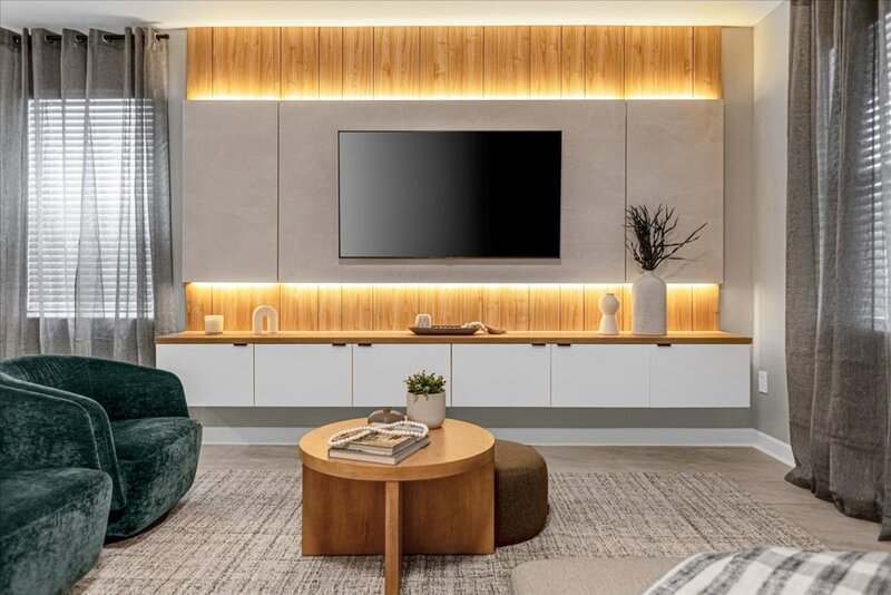 Lazy River, Game room & Heated pool 10Mi to Disney