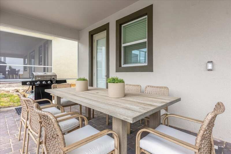 Lazy River, Game room & Heated pool 10Mi to Disney