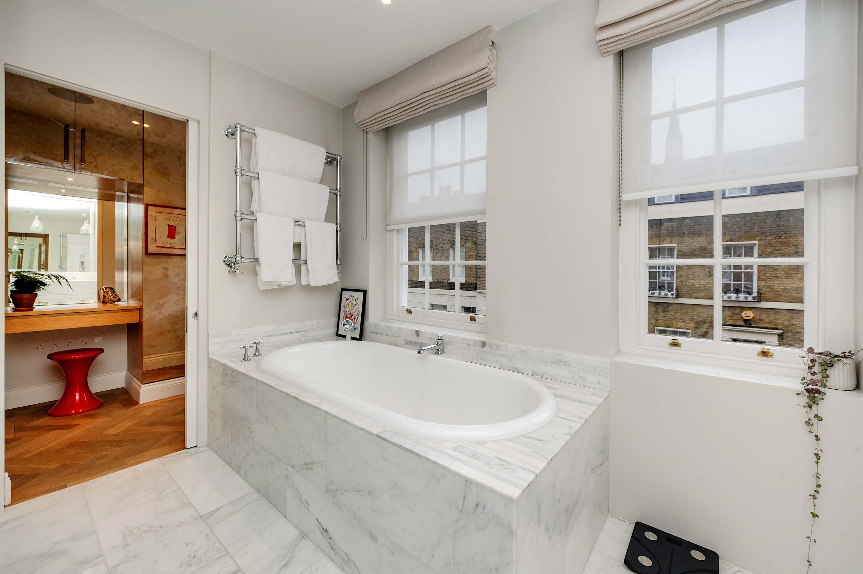 Gorgeous 3 bed House in Sloane Square with Garden in Chester Row 62 SW1W 8JP - Property image 21 - VivreStays