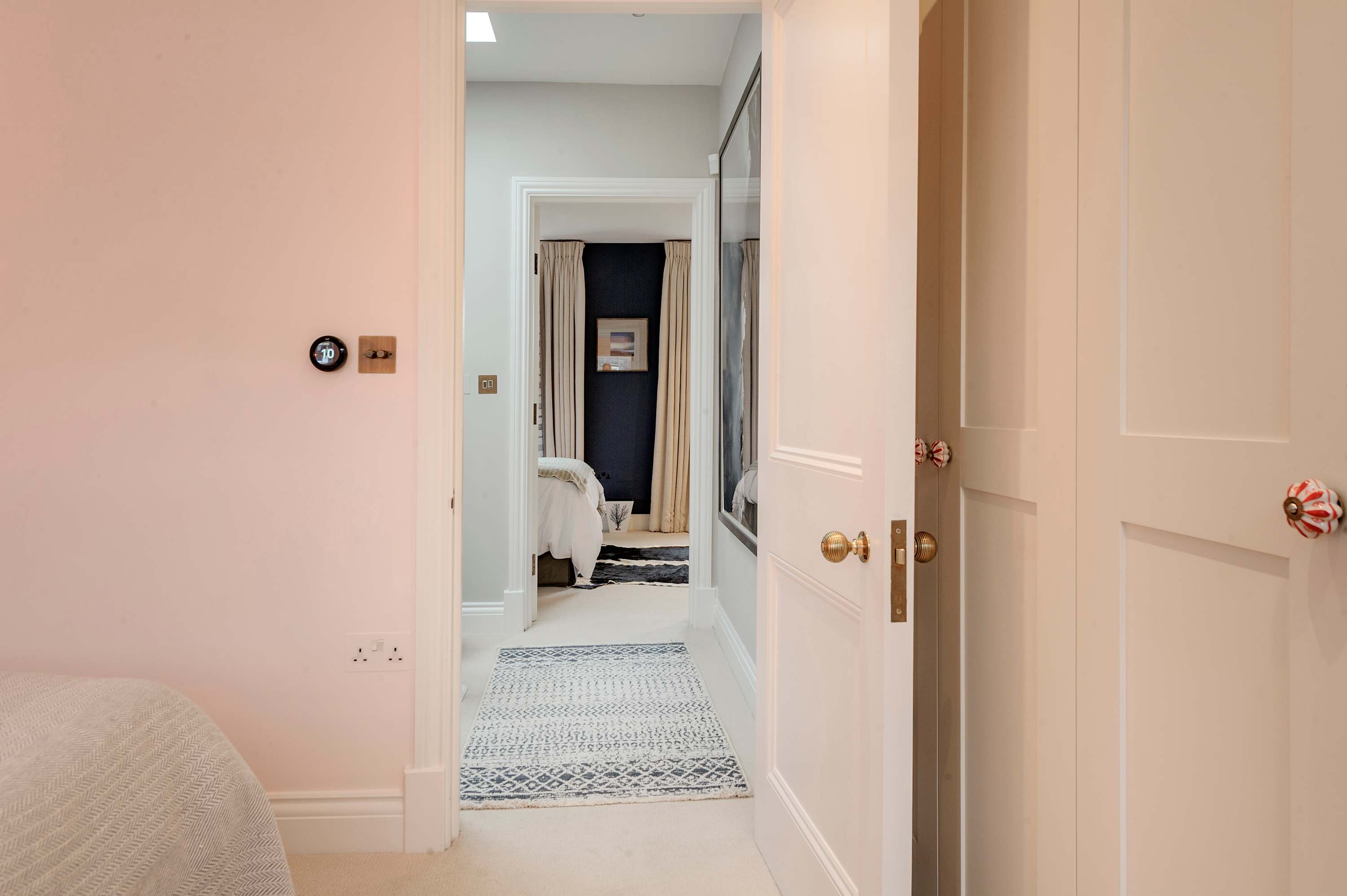 Gorgeous 3 bed House in Sloane Square with Garden in Chester Row 62 SW1W 8JP - Property image 43 - VivreStays