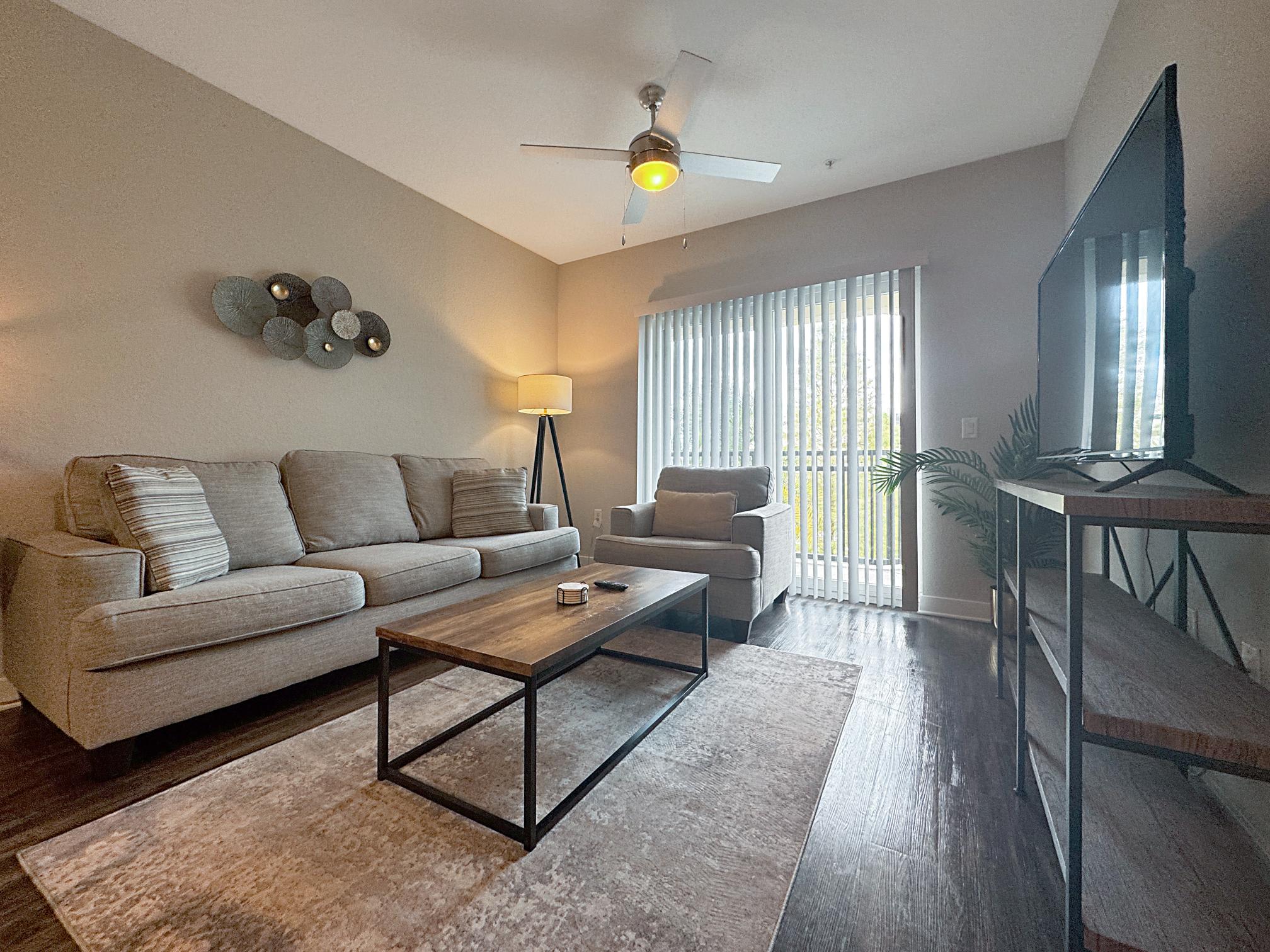 Central Tampa 2 BR with Resort-Style Amenities