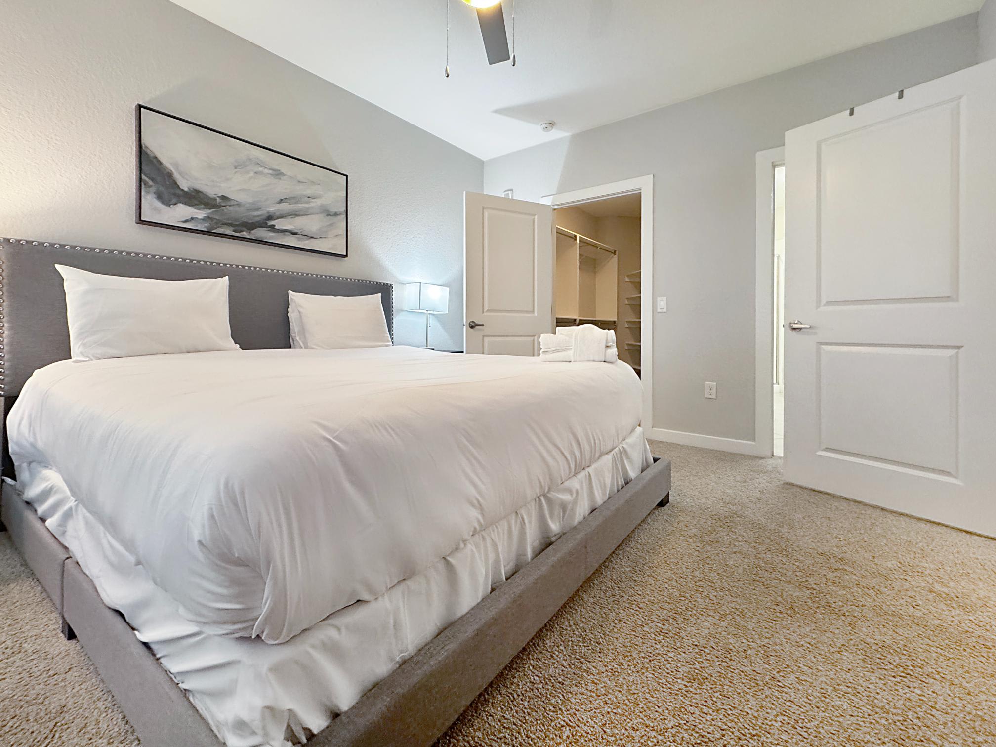 Central Tampa 2 BR with Resort-Style Amenities