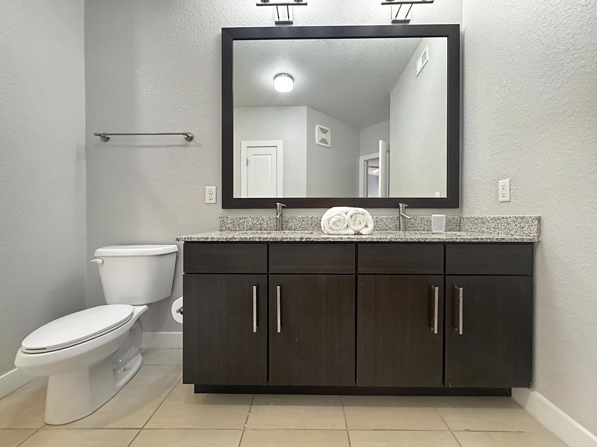 Central Tampa 2 BR with Resort-Style Amenities