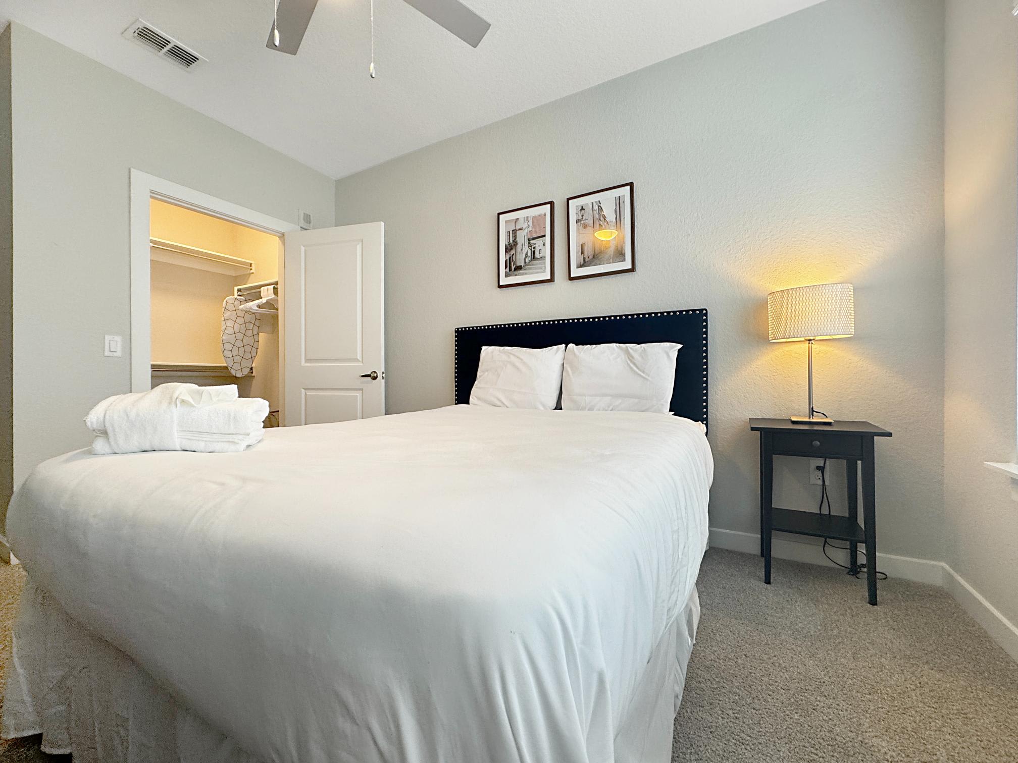 Central Tampa 2 BR with Resort-Style Amenities