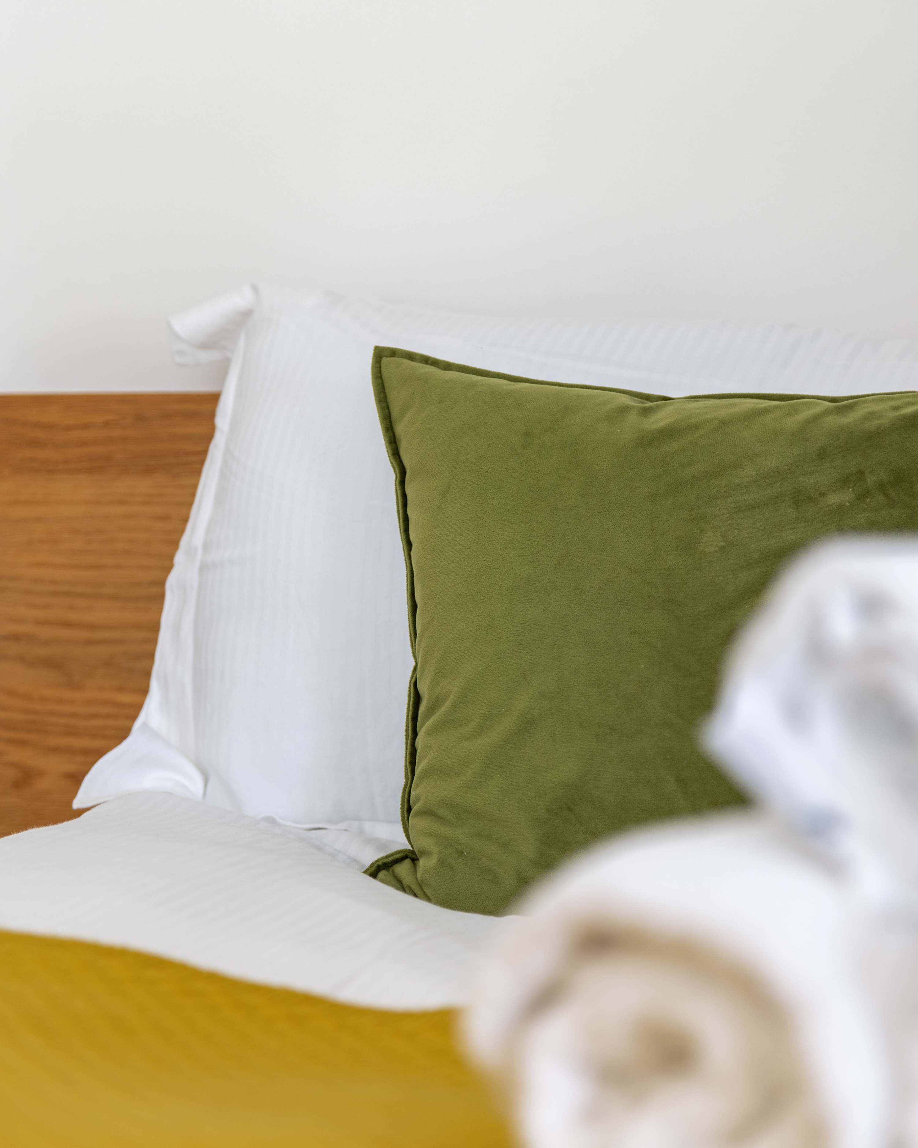 View Cozy Studio In Prime South Kensington! in Courtfield Gardens 54 SW5 0NF Cozy Studio In Prime South Kensington! in Courtfield Gardens 54 SW5 0NF - Property image 11 - VivreStays