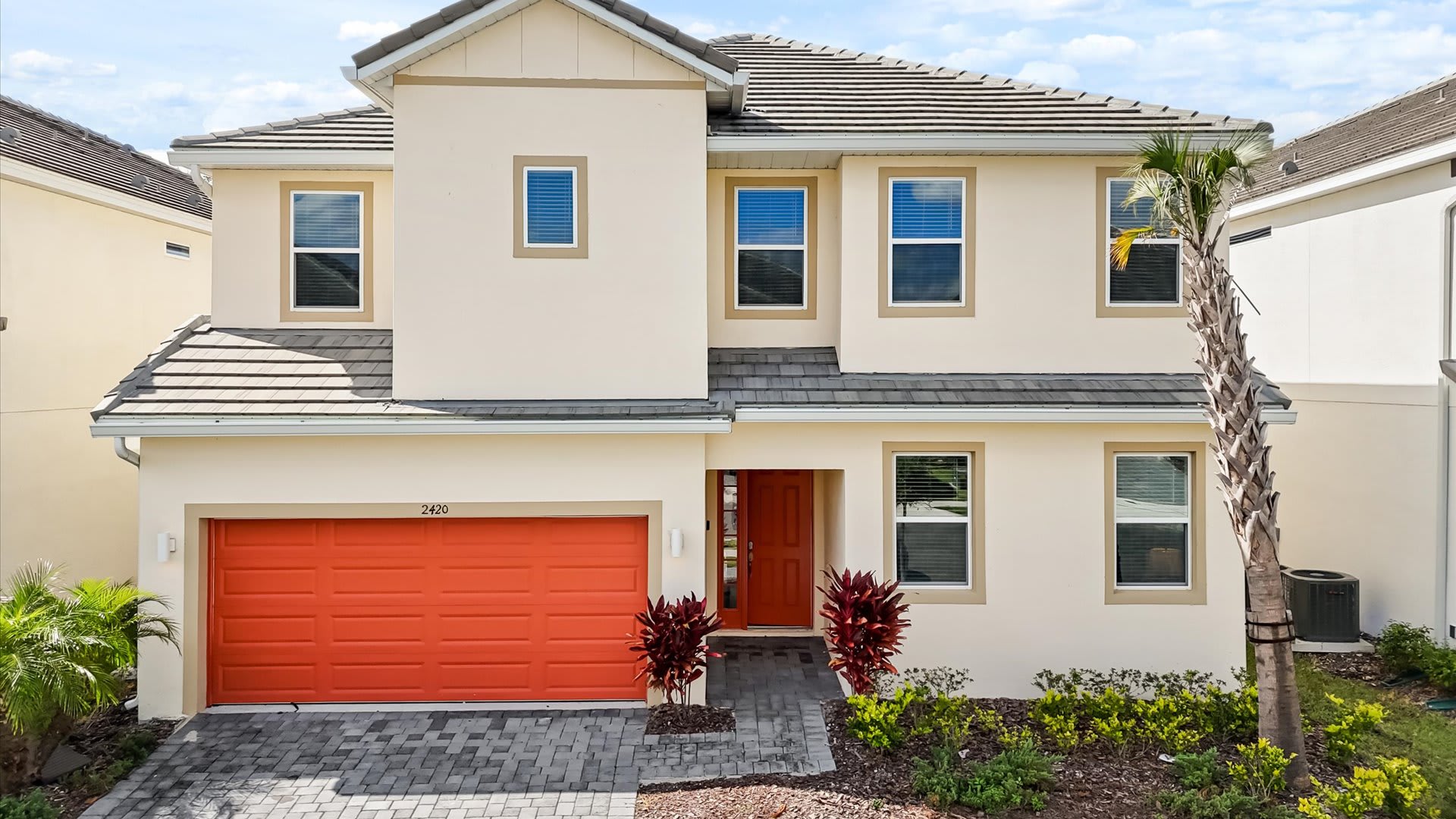 12 Bedroom Home Exterior and Driveway