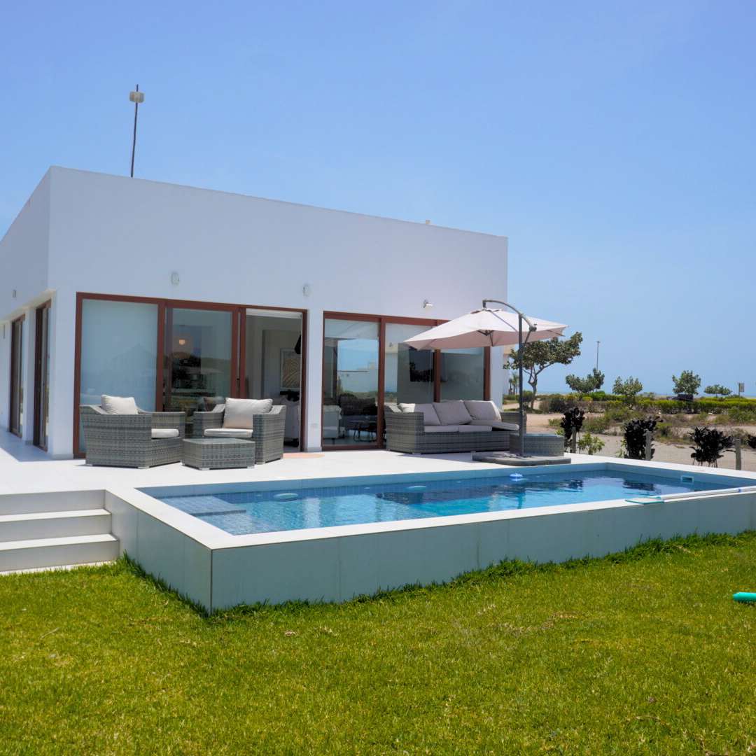 HOP Anakena: Comfort & Style Just Steps from the Sea — Chincha, Ica — vacation rental