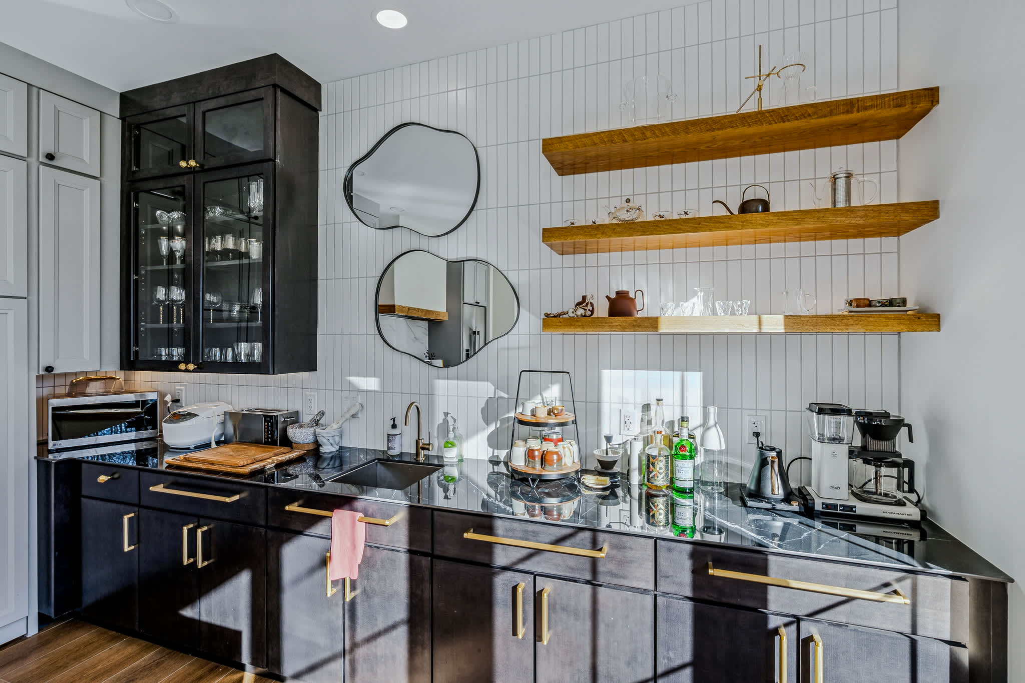 Views! Fireplace, Piano, Hot Tub | Sunnymede Hill