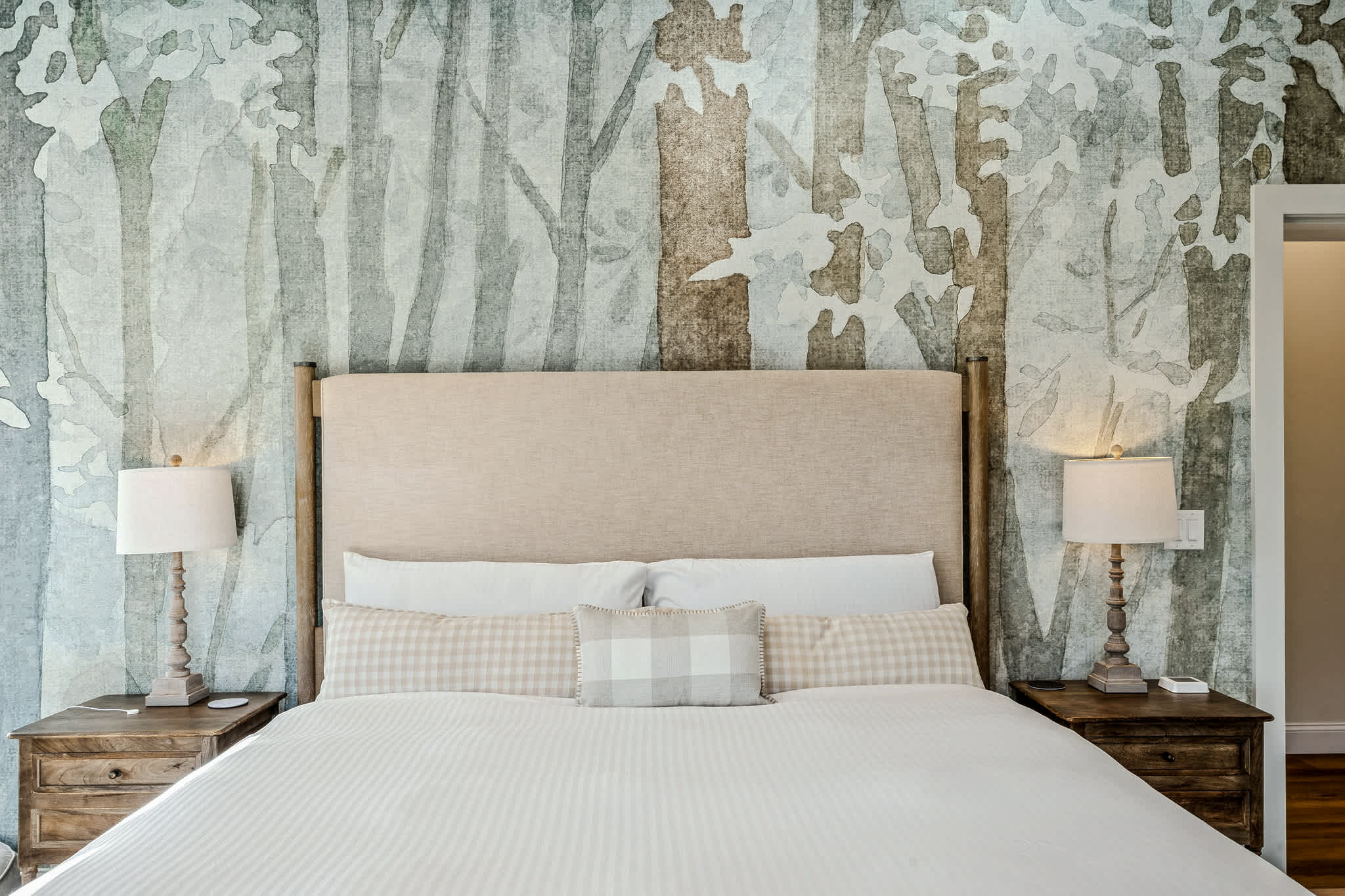 Views! Fireplace, Piano, Hot Tub | Sunnymede Hill