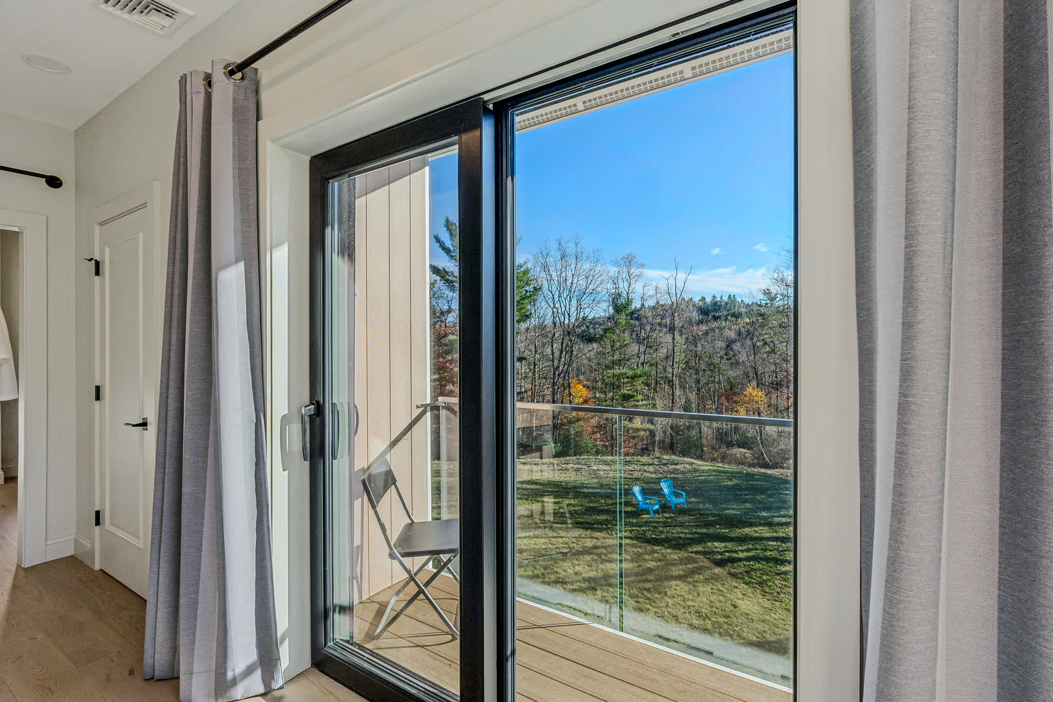 Views! Fireplace, Piano, Hot Tub | Sunnymede Hill