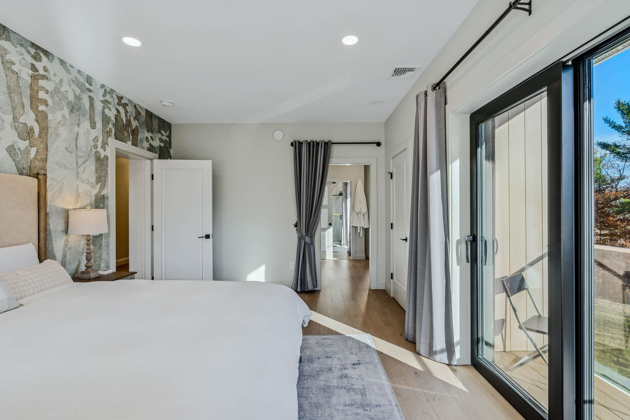 Views! Fireplace, Piano, Hot Tub | Sunnymede Hill