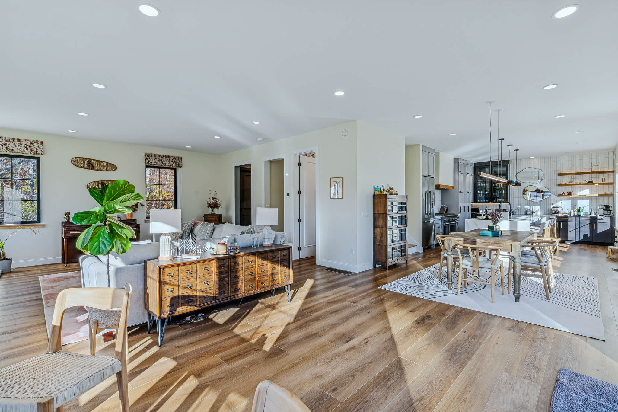 Views! Fireplace, Piano, Hot Tub | Sunnymede Hill