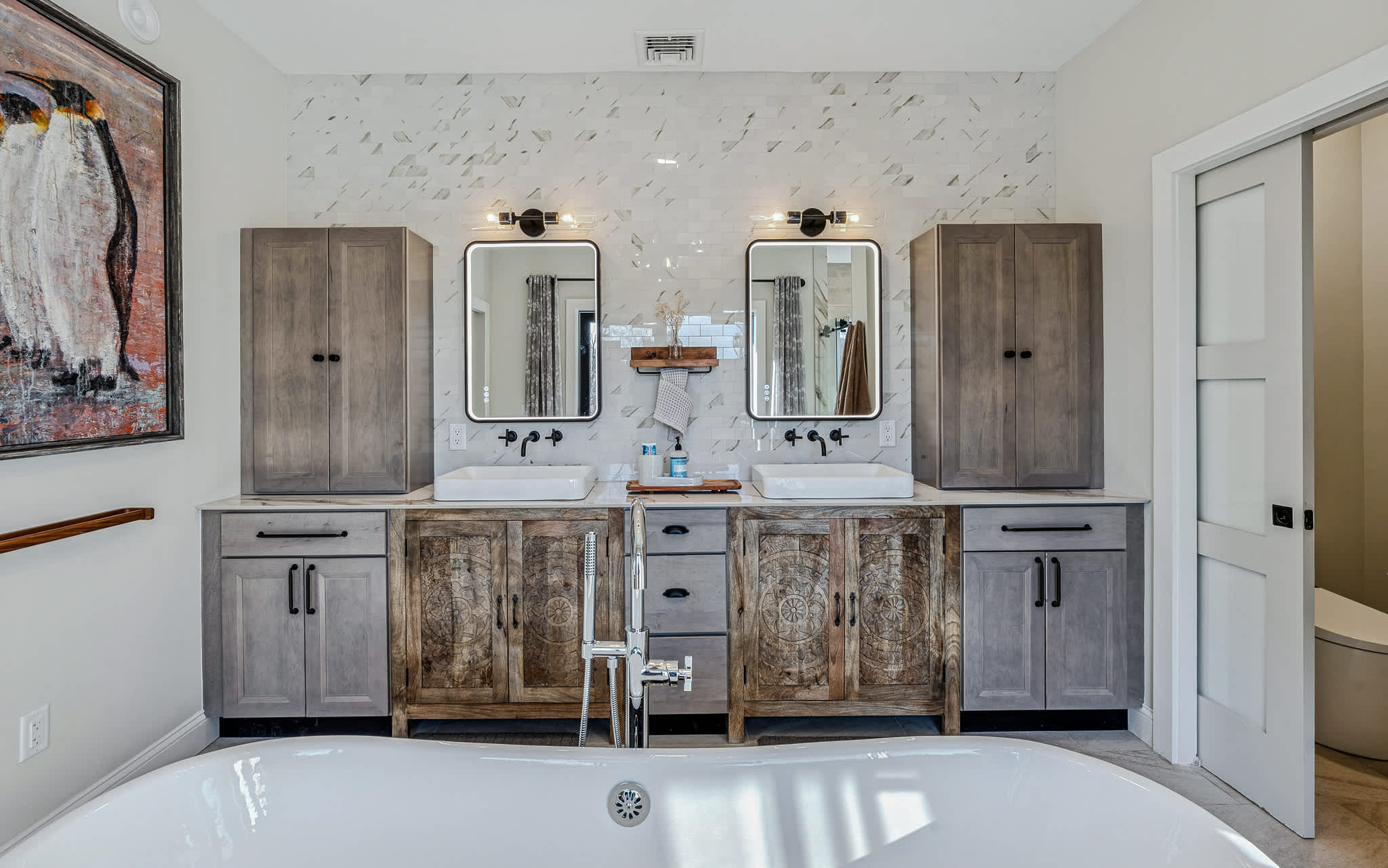 Views! Fireplace, Piano, Hot Tub | Sunnymede Hill