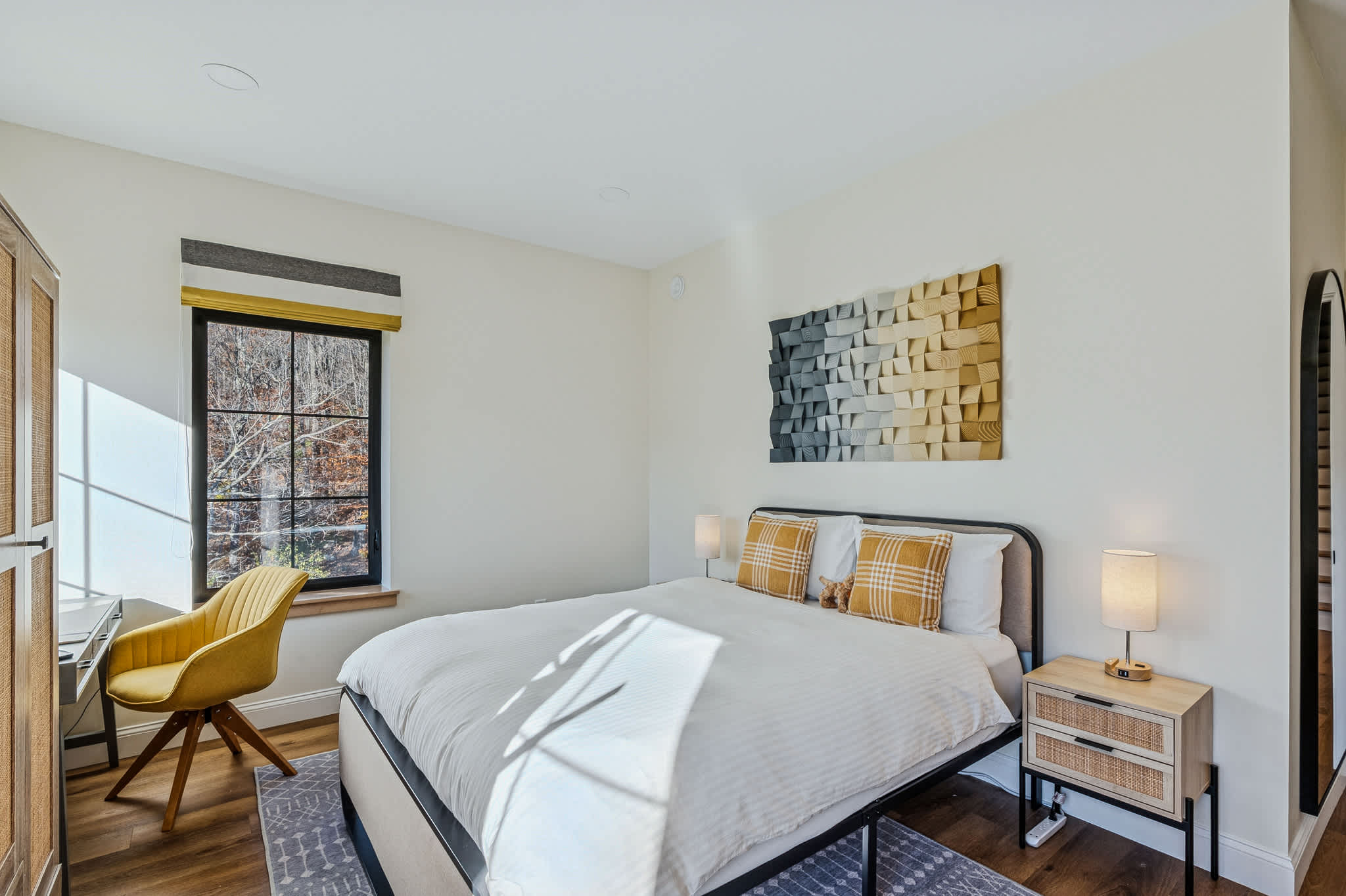 Views! Fireplace, Piano, Hot Tub | Sunnymede Hill