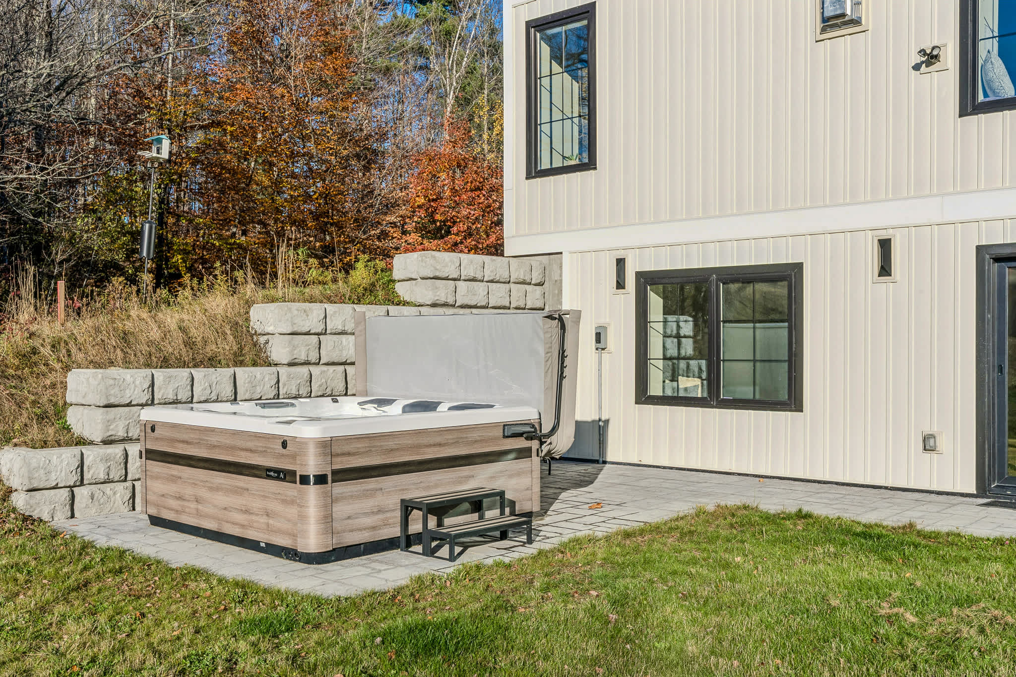 Views! Fireplace, Piano, Hot Tub | Sunnymede Hill