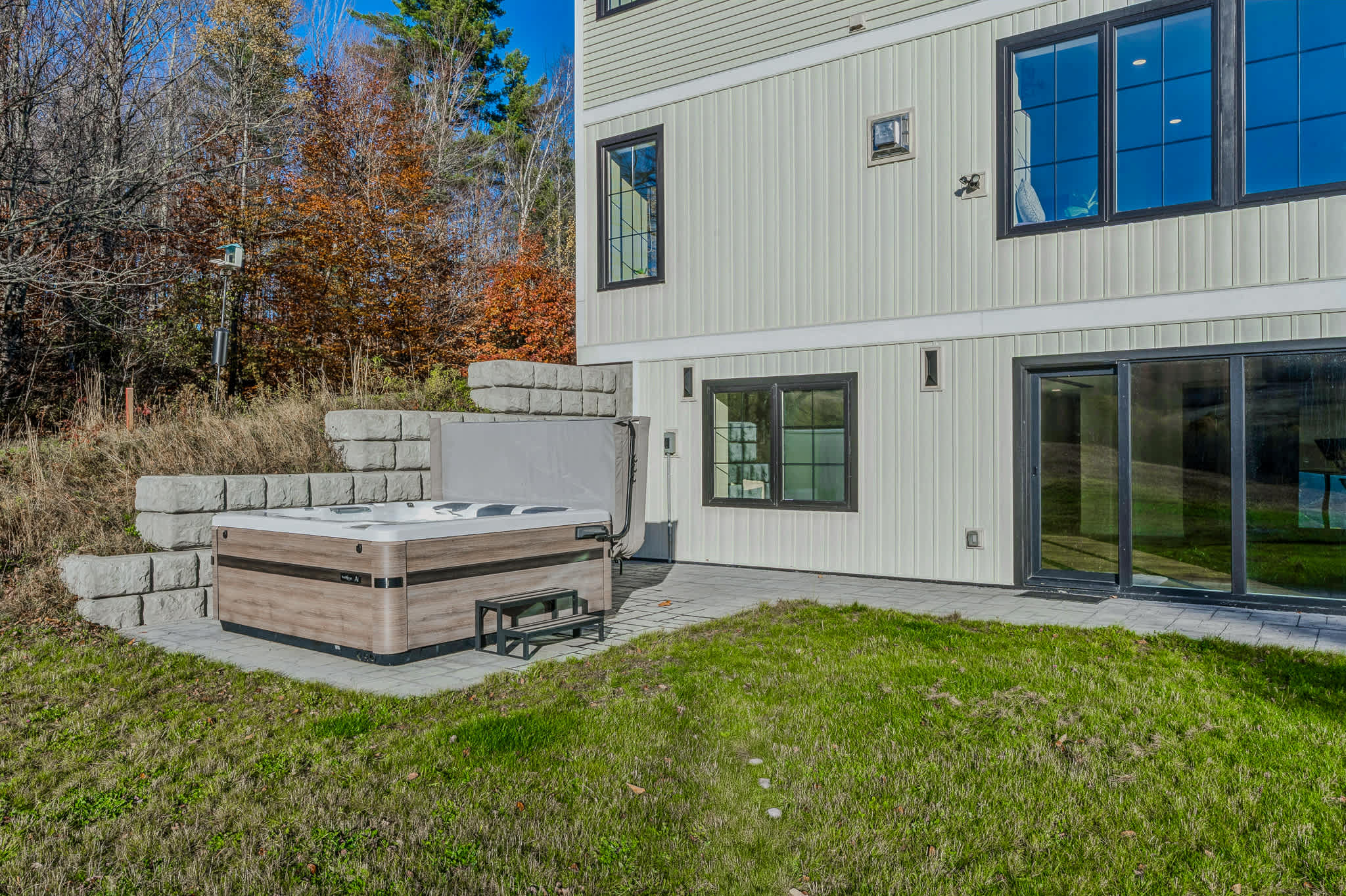 Views! Fireplace, Piano, Hot Tub | Sunnymede Hill