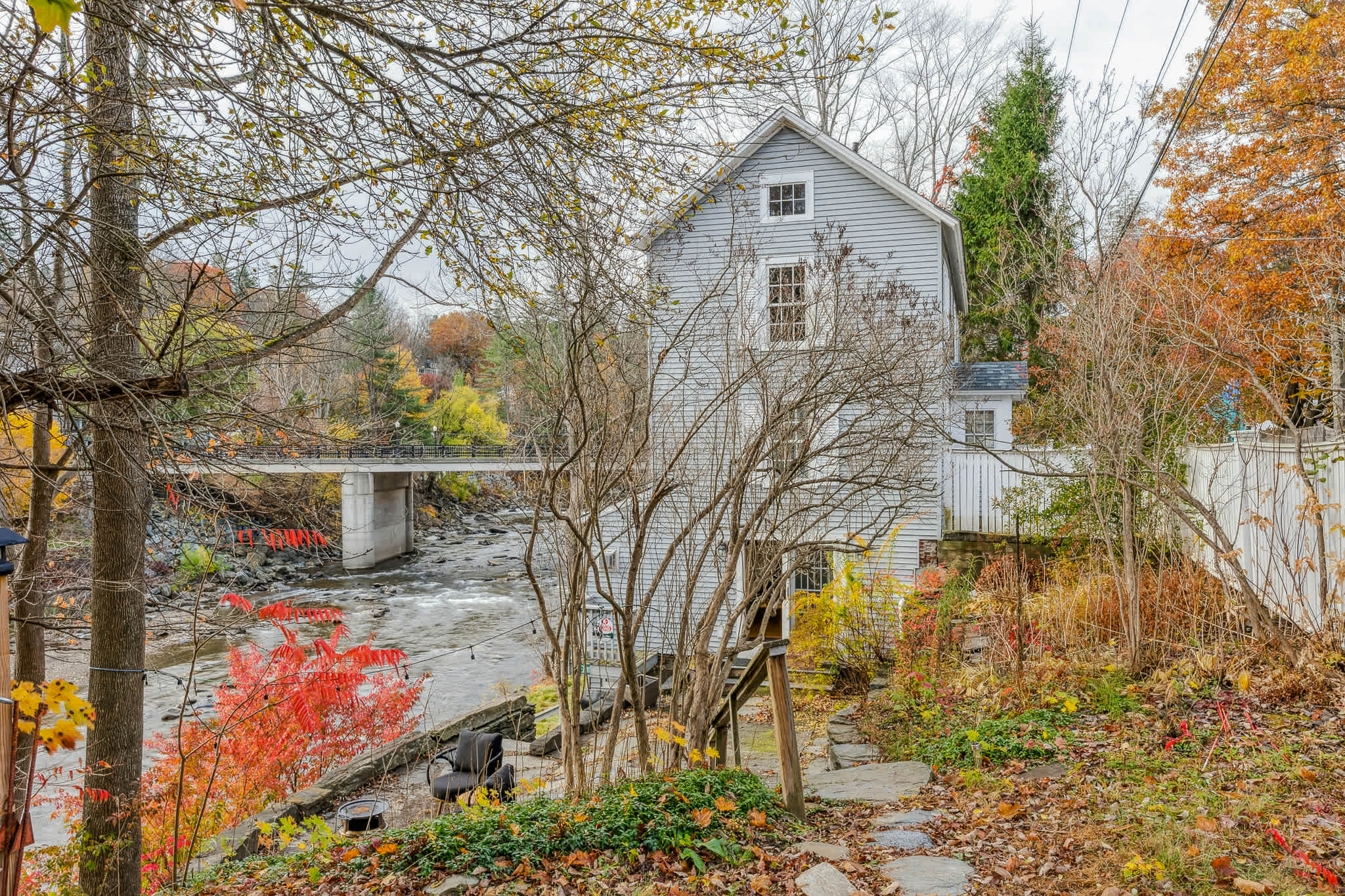 Ottaquechee River, Woodstock | Riverside Vista