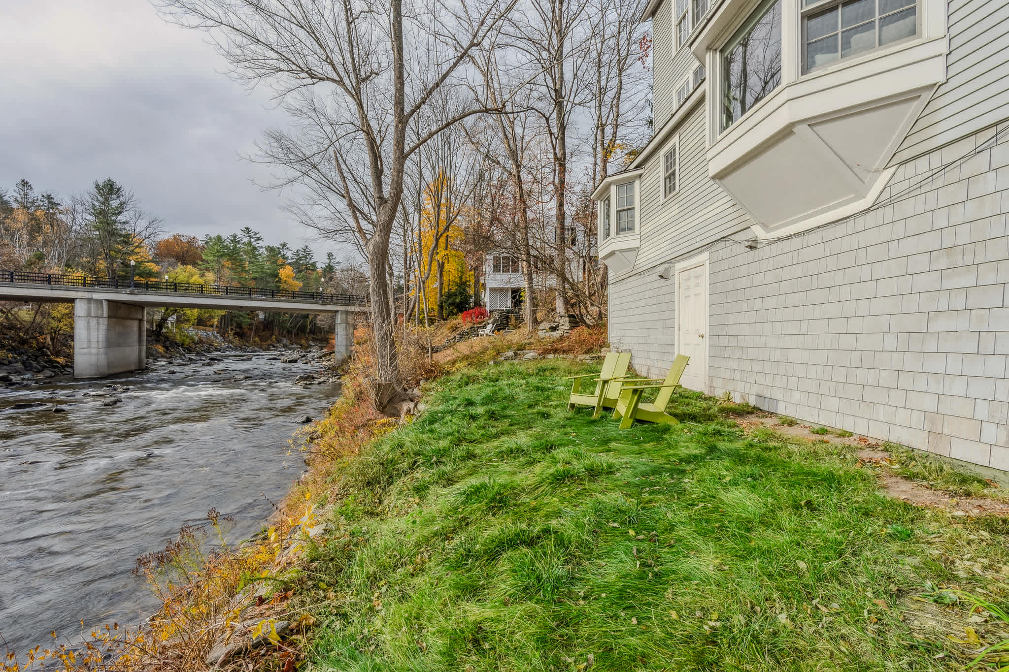 Ottaquechee River, Woodstock | Riverside Vista