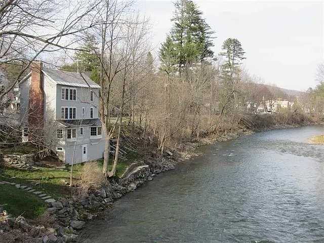 Ottaquechee River, Woodstock | Riverside Vista