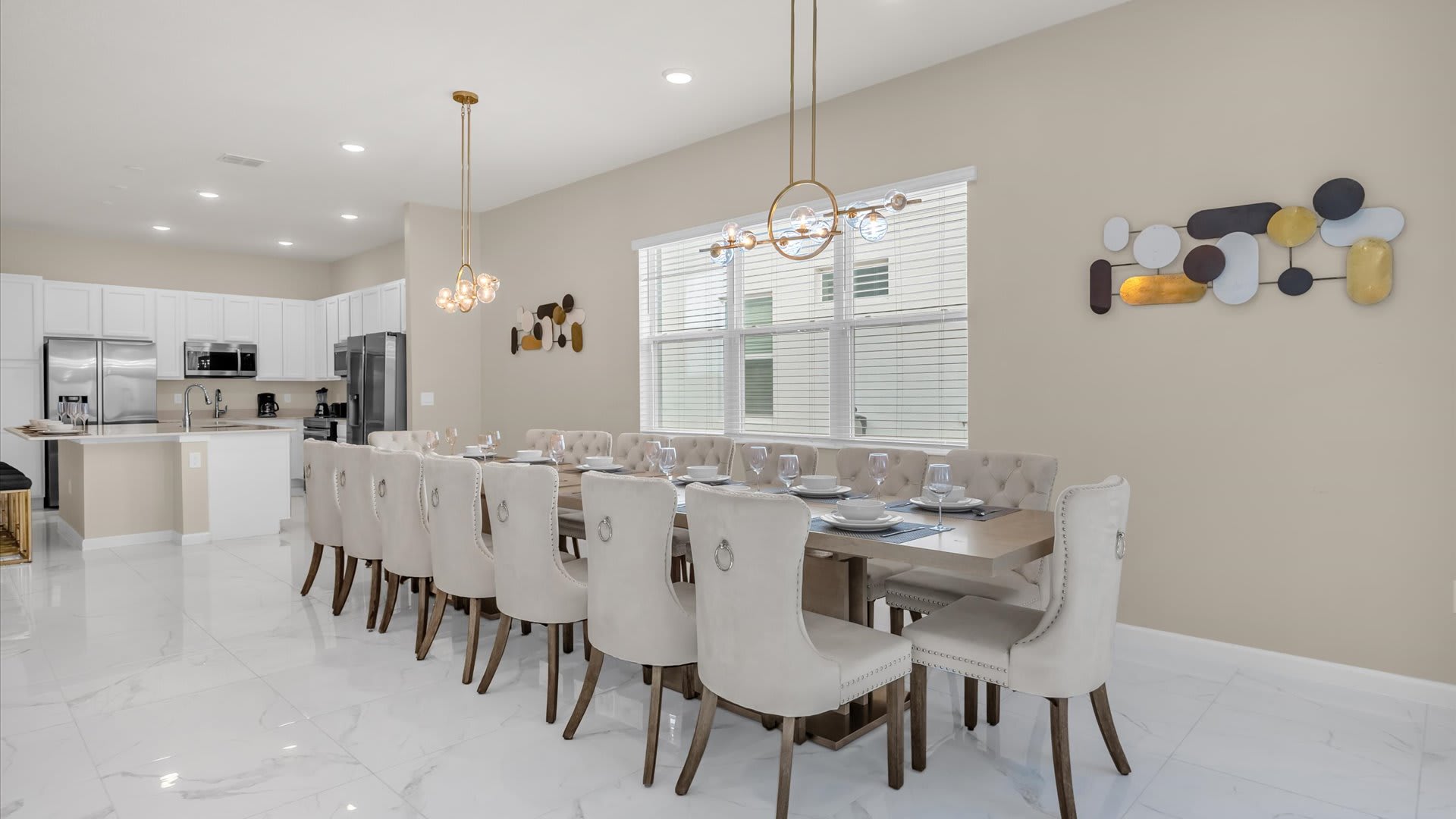 Upstay Spacious Villa w Pool Hot Tub Game Room 3