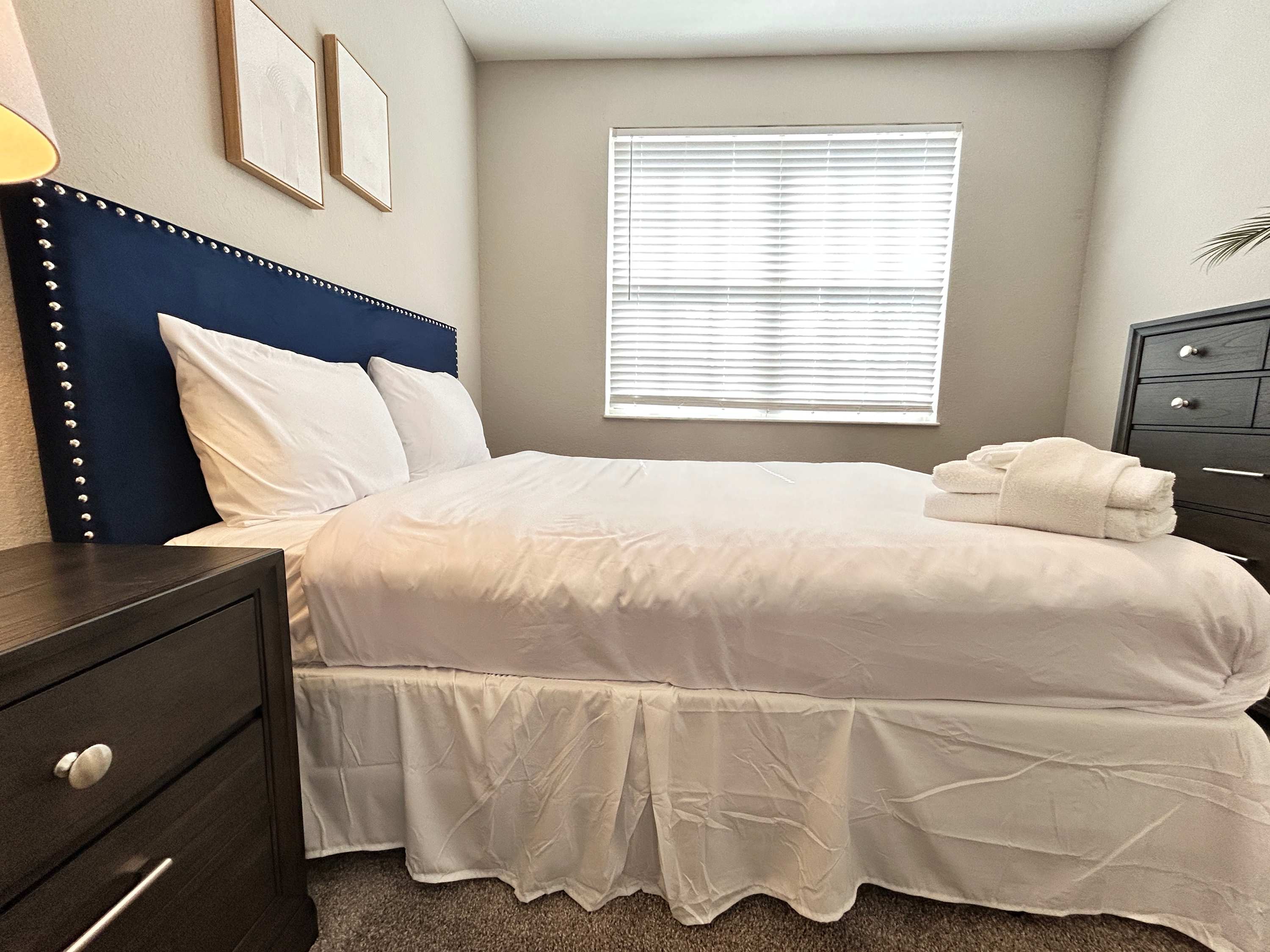 2 BR with Private Garage, Boutique Shops & Pond Views