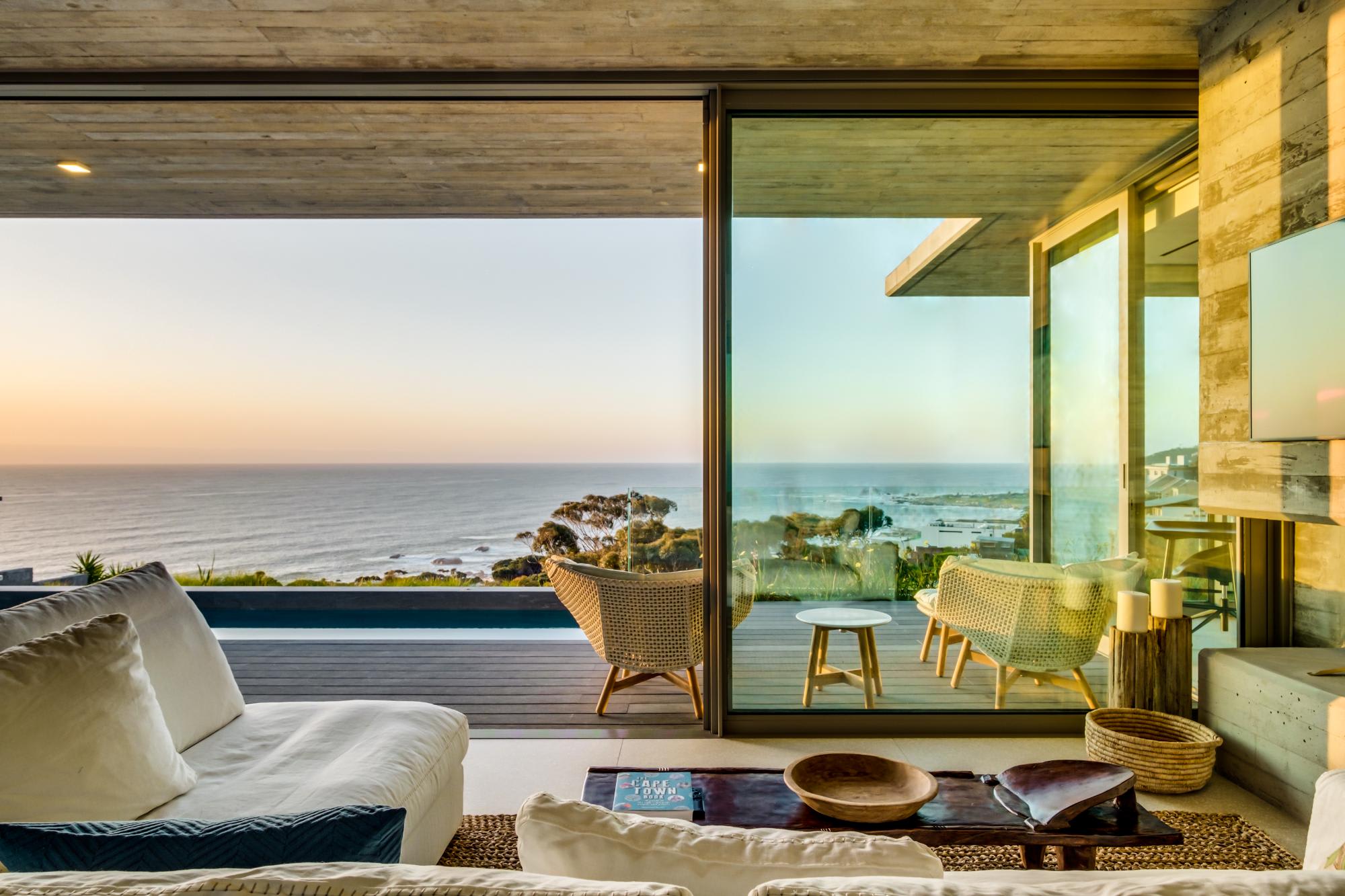 Exquisite Luxe 3bed Apt in Camps Bay Sea Love 7