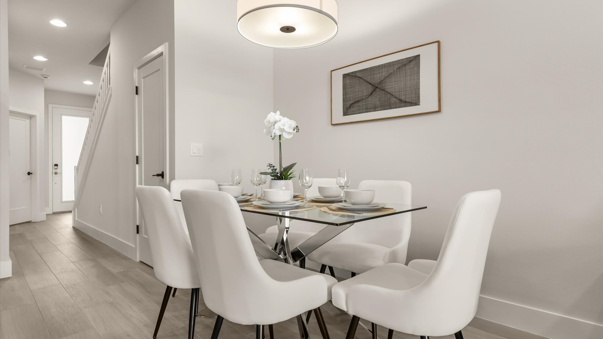 Indoor dining area with full dining set