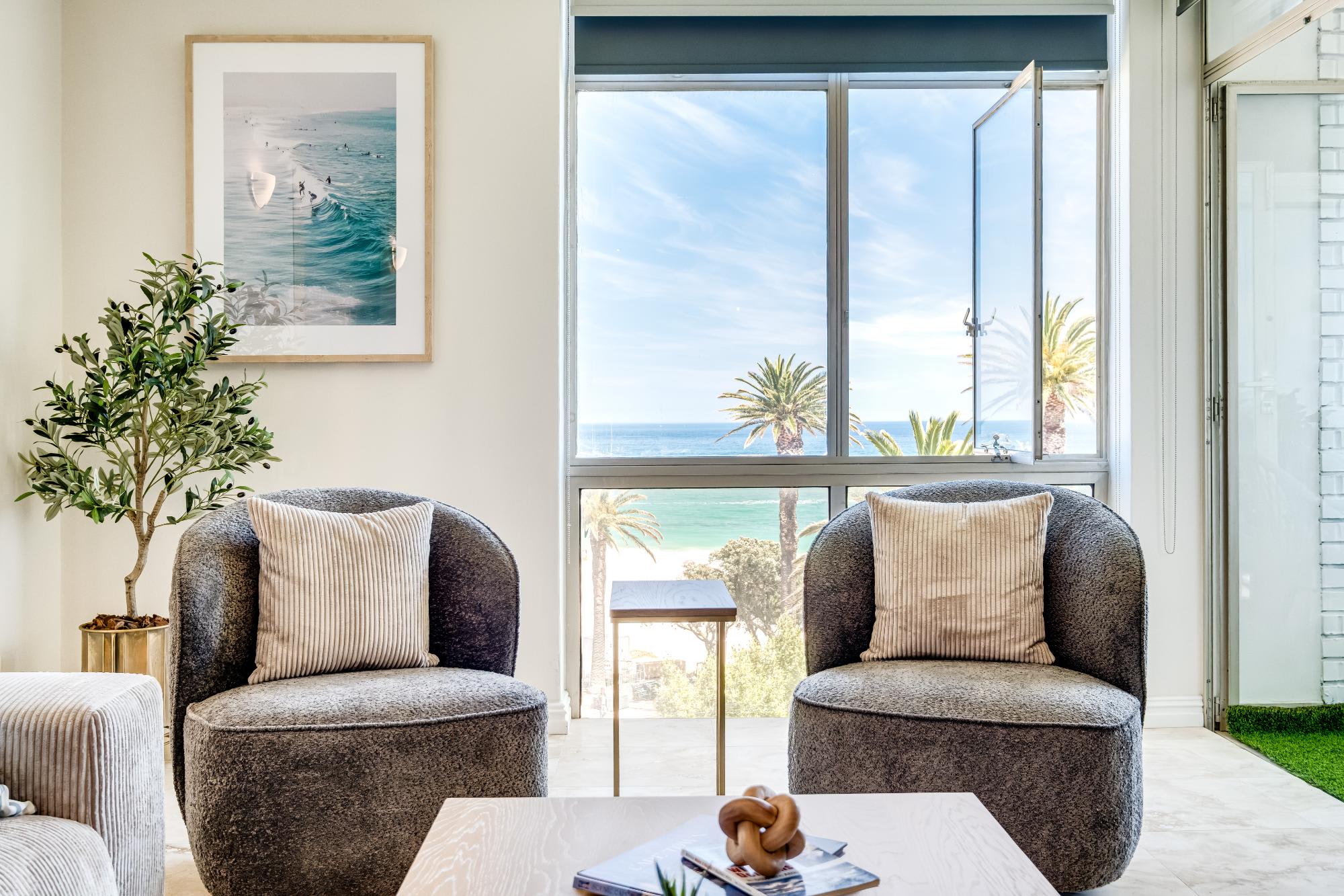 Camps Bay Seaside Beach View Apartment Palm Bay 10