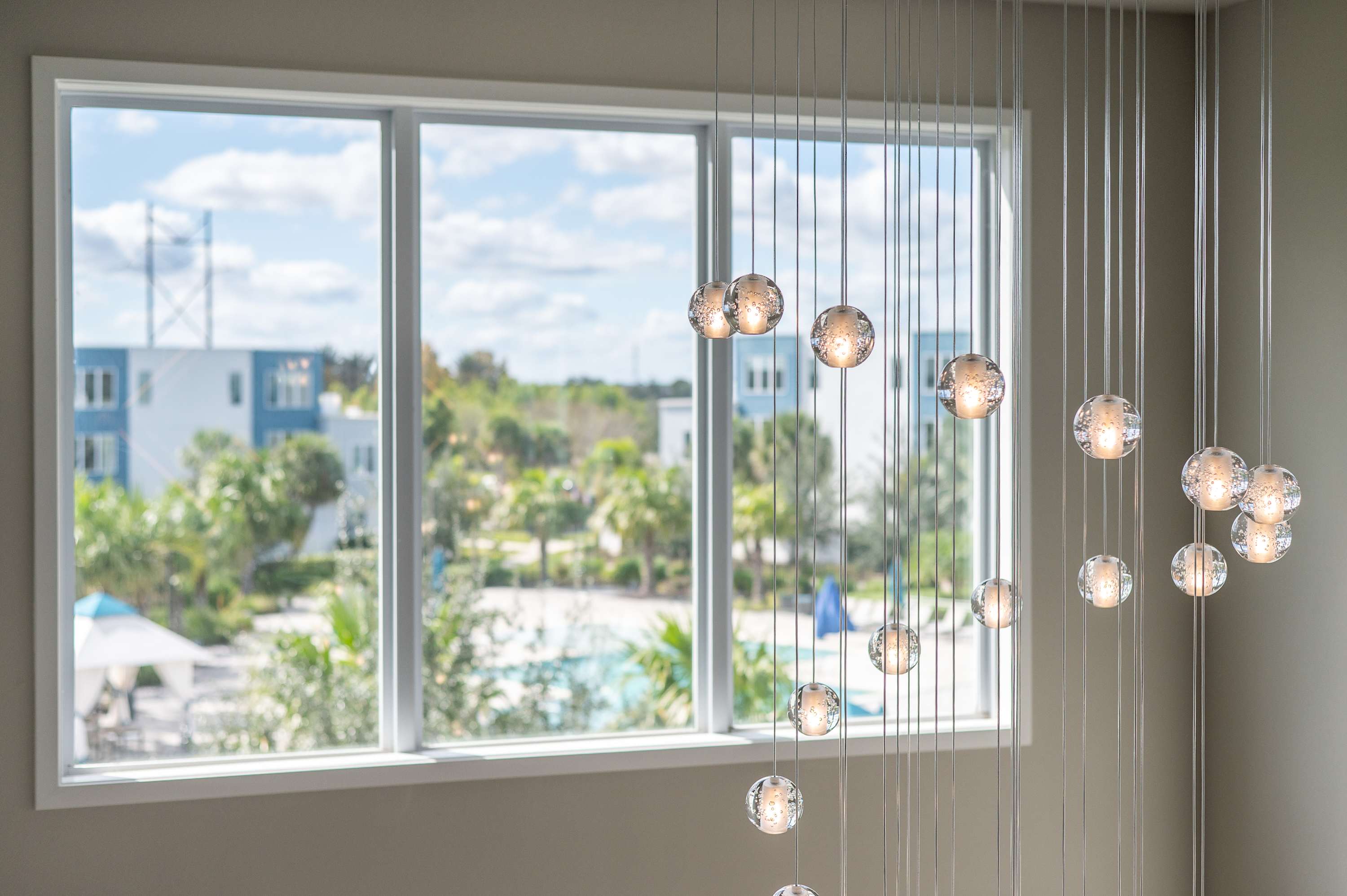 Two-story luxury condo near Disney w/ pool