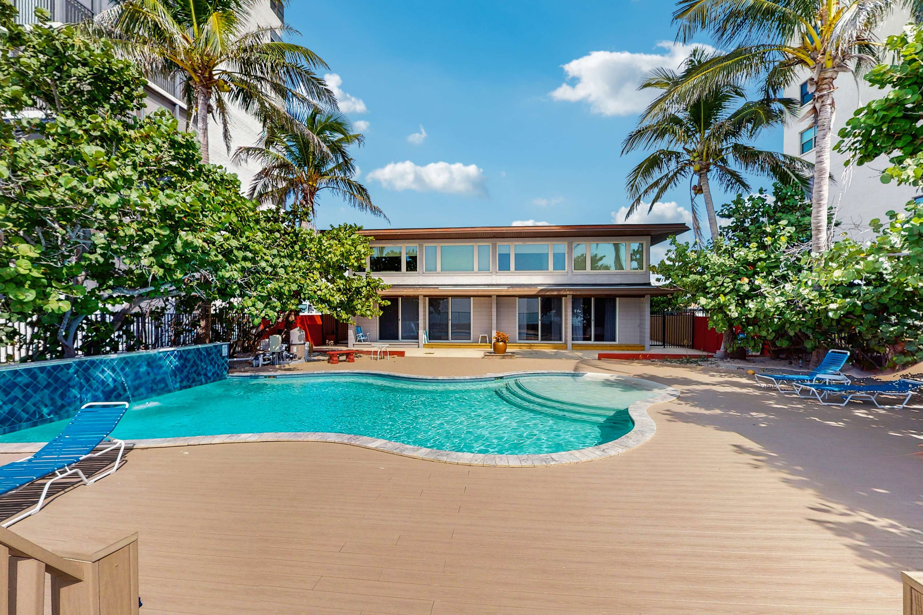 Beachfront condo with pool and island vibes — Madeira Beach, FL — vacation rental