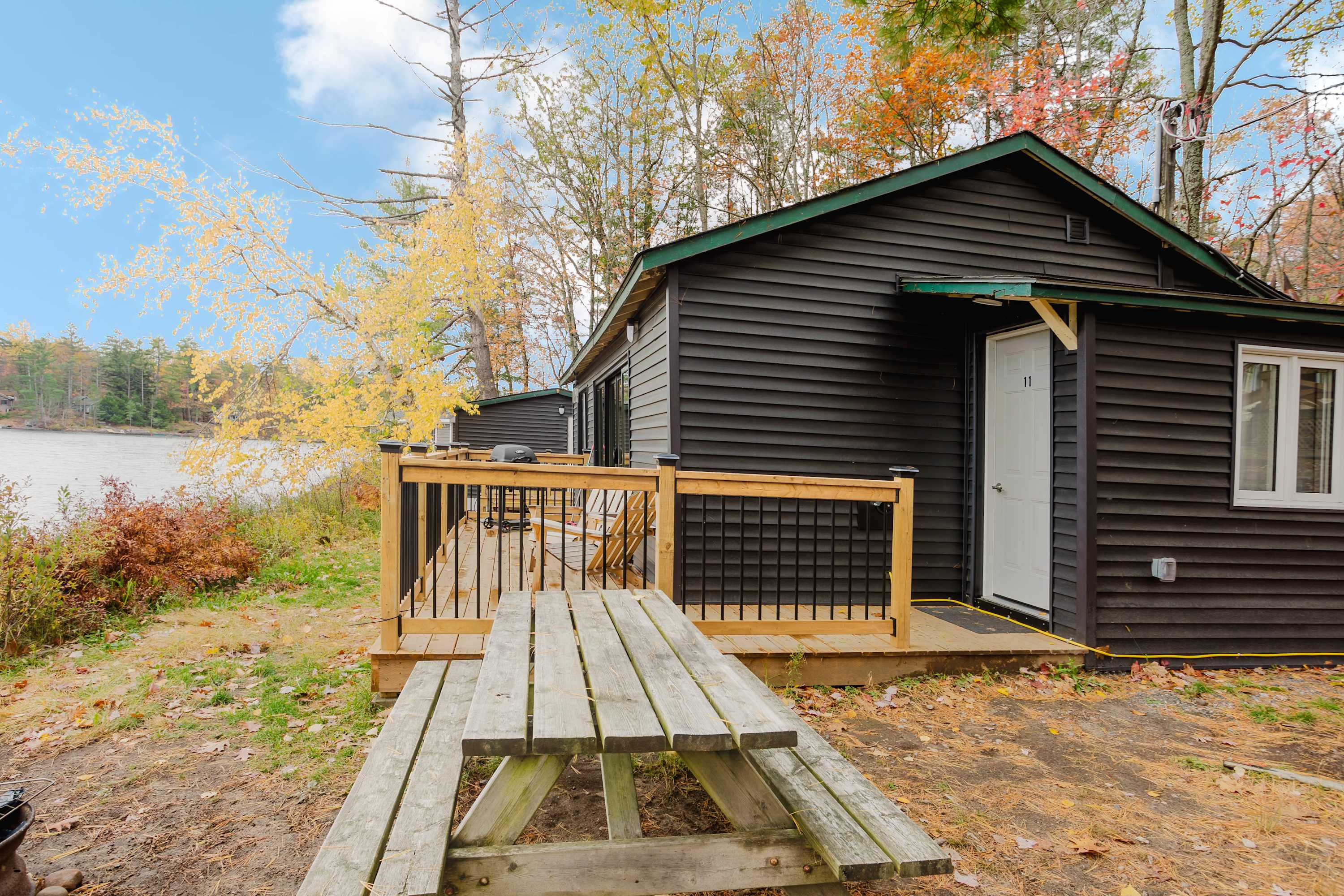 2-Bedroom Cottage #11 - Red Pine
