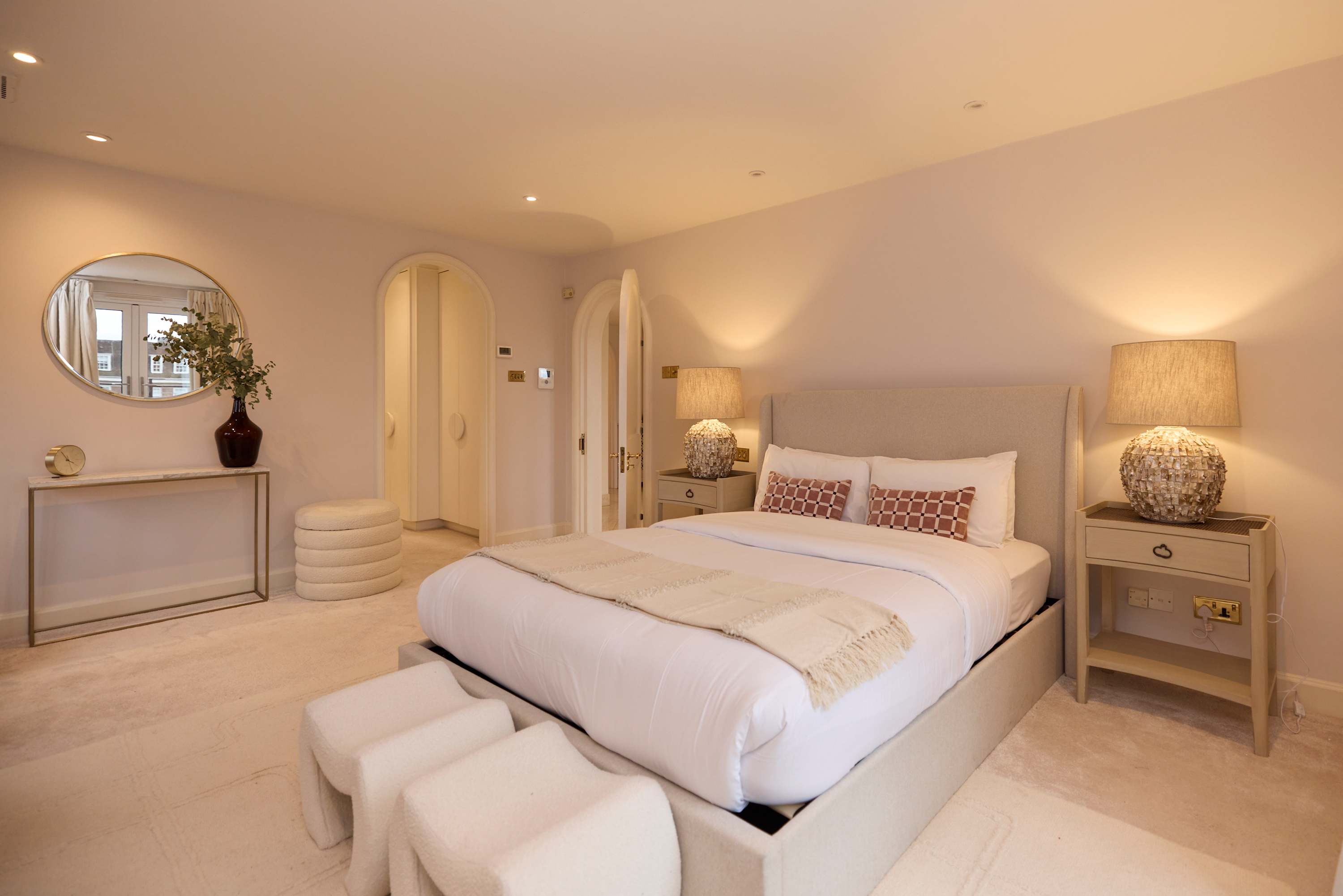 St John's Wood Penthouse in Avenue Road 22 NW8 6BU - Property image 16 - VivreStays