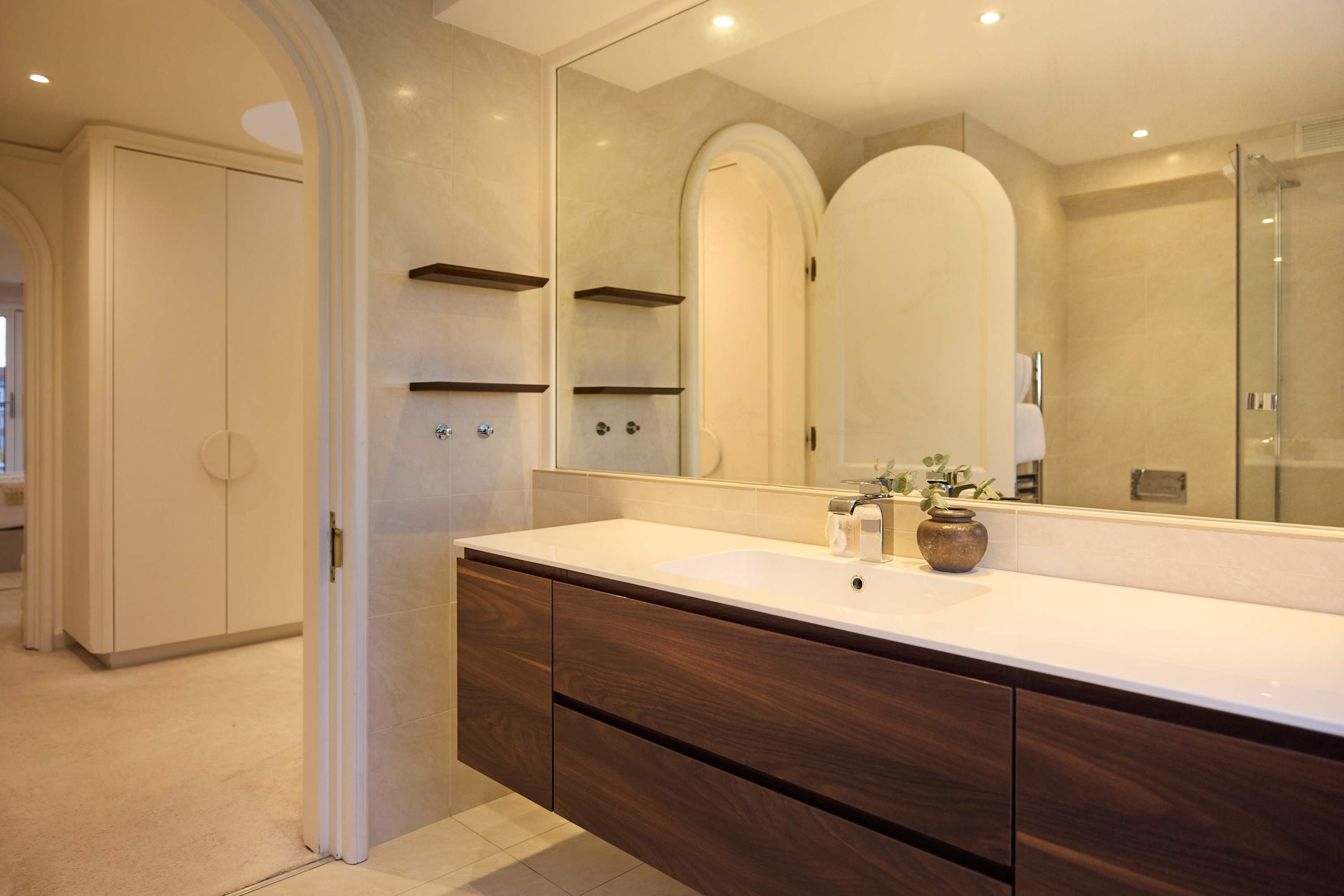 St John's Wood Penthouse in Avenue Road 22 NW8 6BU - Property image 27 - VivreStays
