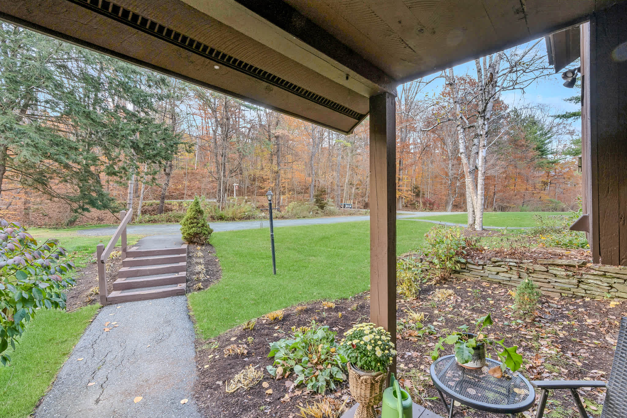 Cozy Quechee Retreat/Walk to Village | Mill Run 4A